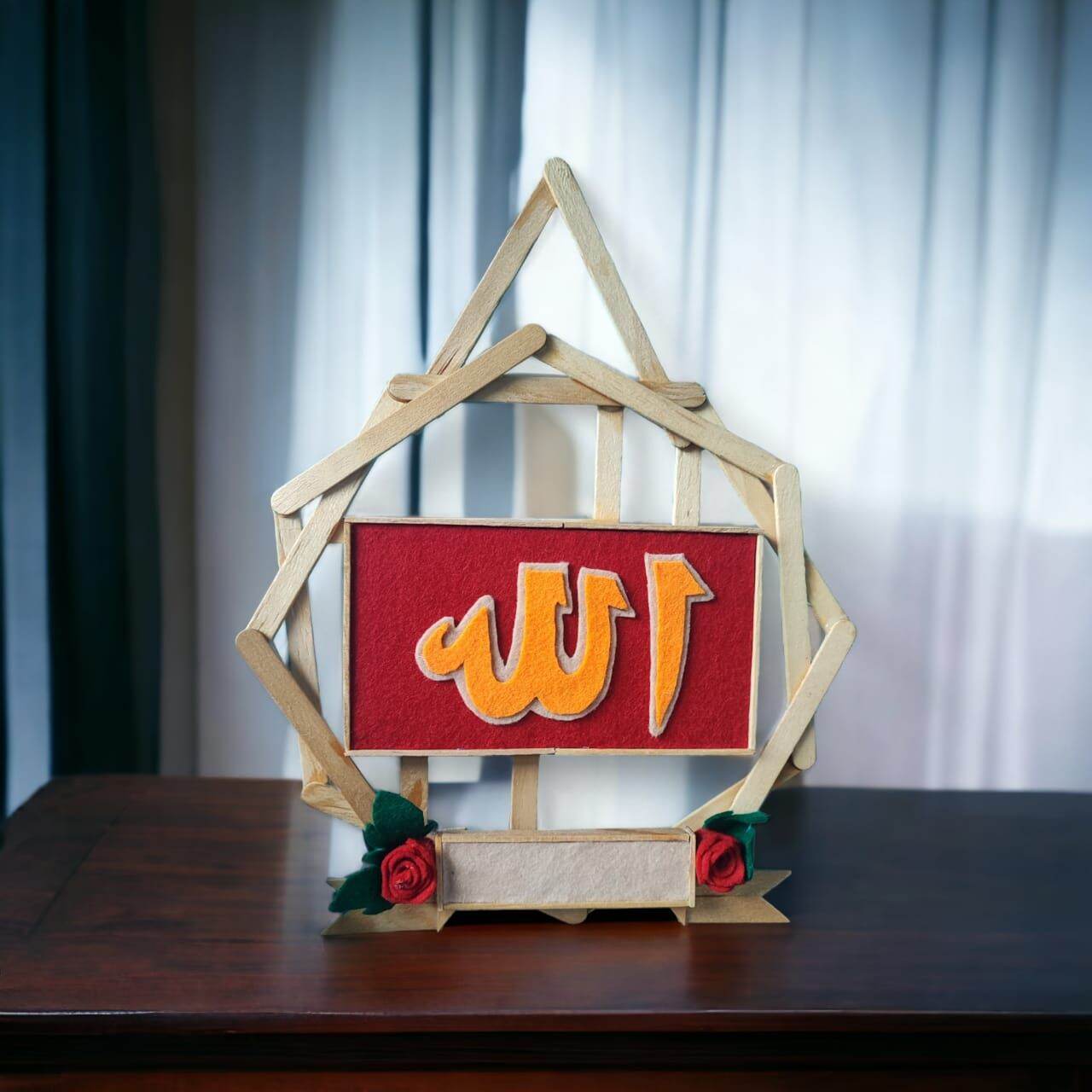 Hiasan dinding dari kerajinan stik es krim | hiasan dinding cantik