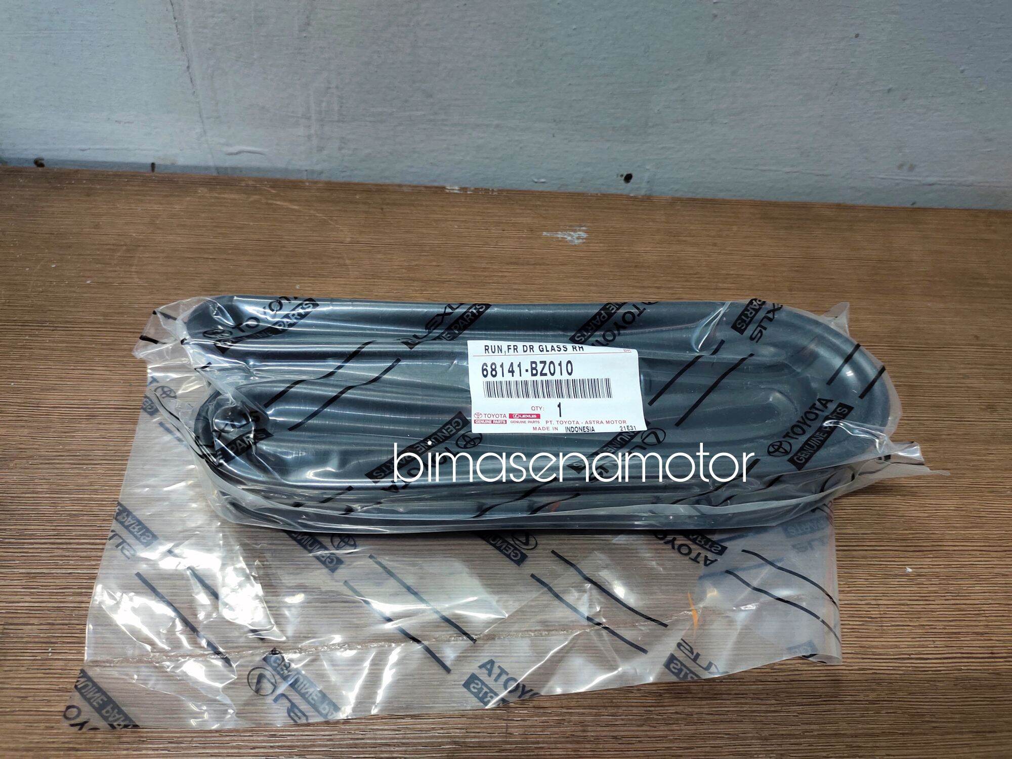 Rubber Channel Rubber Glass Front Right Door Avanza Xenia 68141-Bz010 Harga  145,000 Ringgit*Penghantaran Percuma
