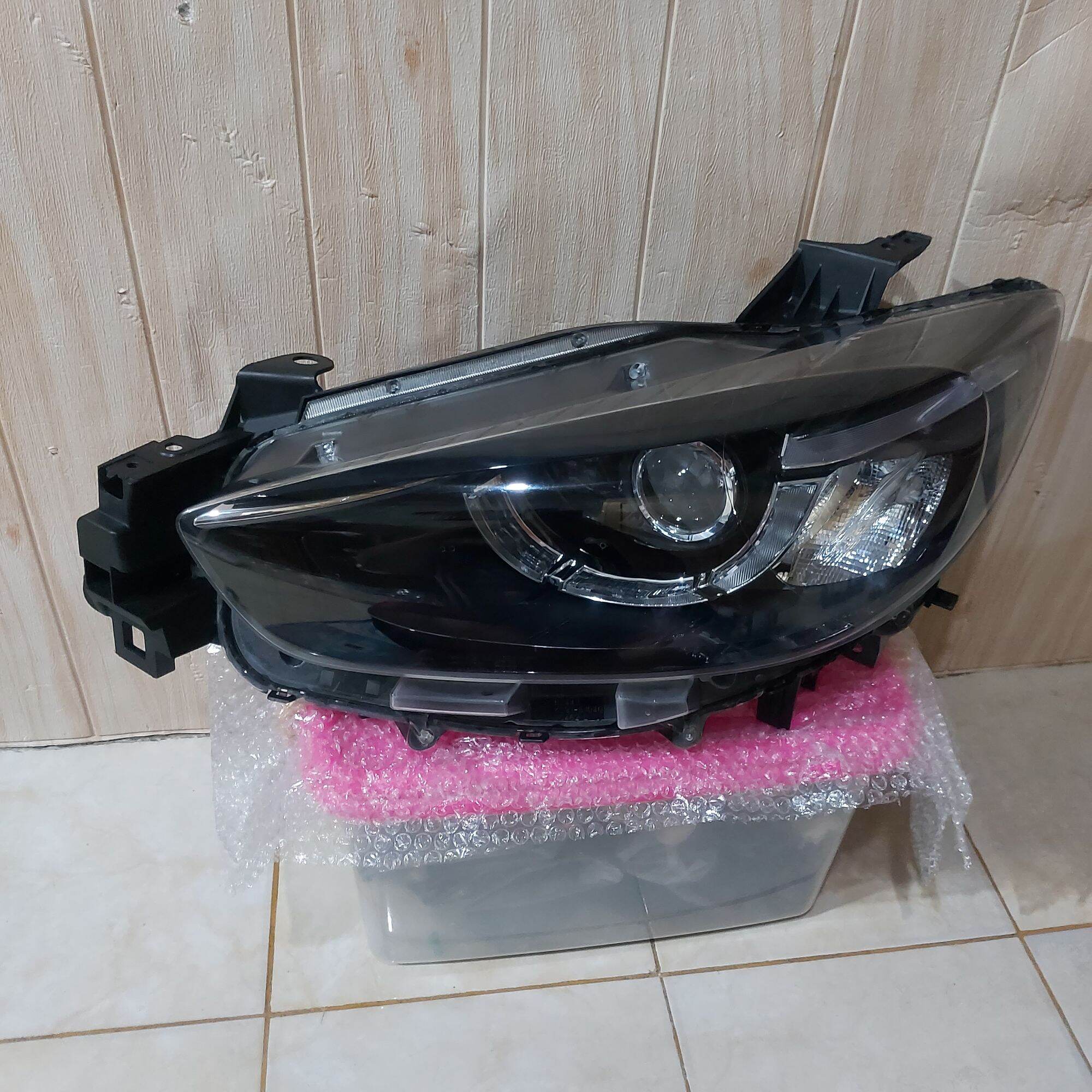 Lampu depan Mazda CX-5 GT 2016 2017 2018 kiri Original Harga 5,000,000 rupiah*Gratis Ongkir