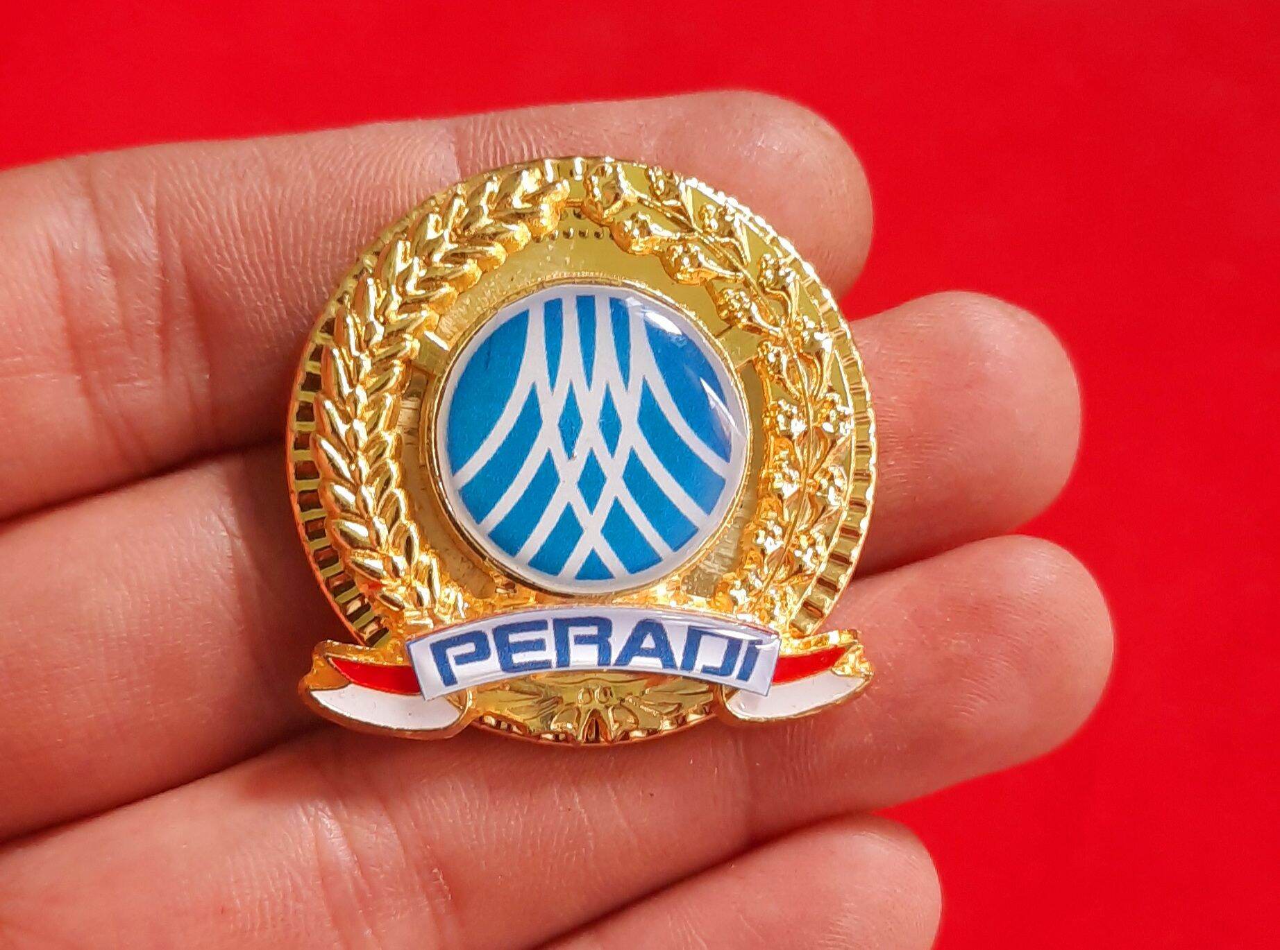 Pin Advokat Peradi Logo Terbaru Lazada Indonesia