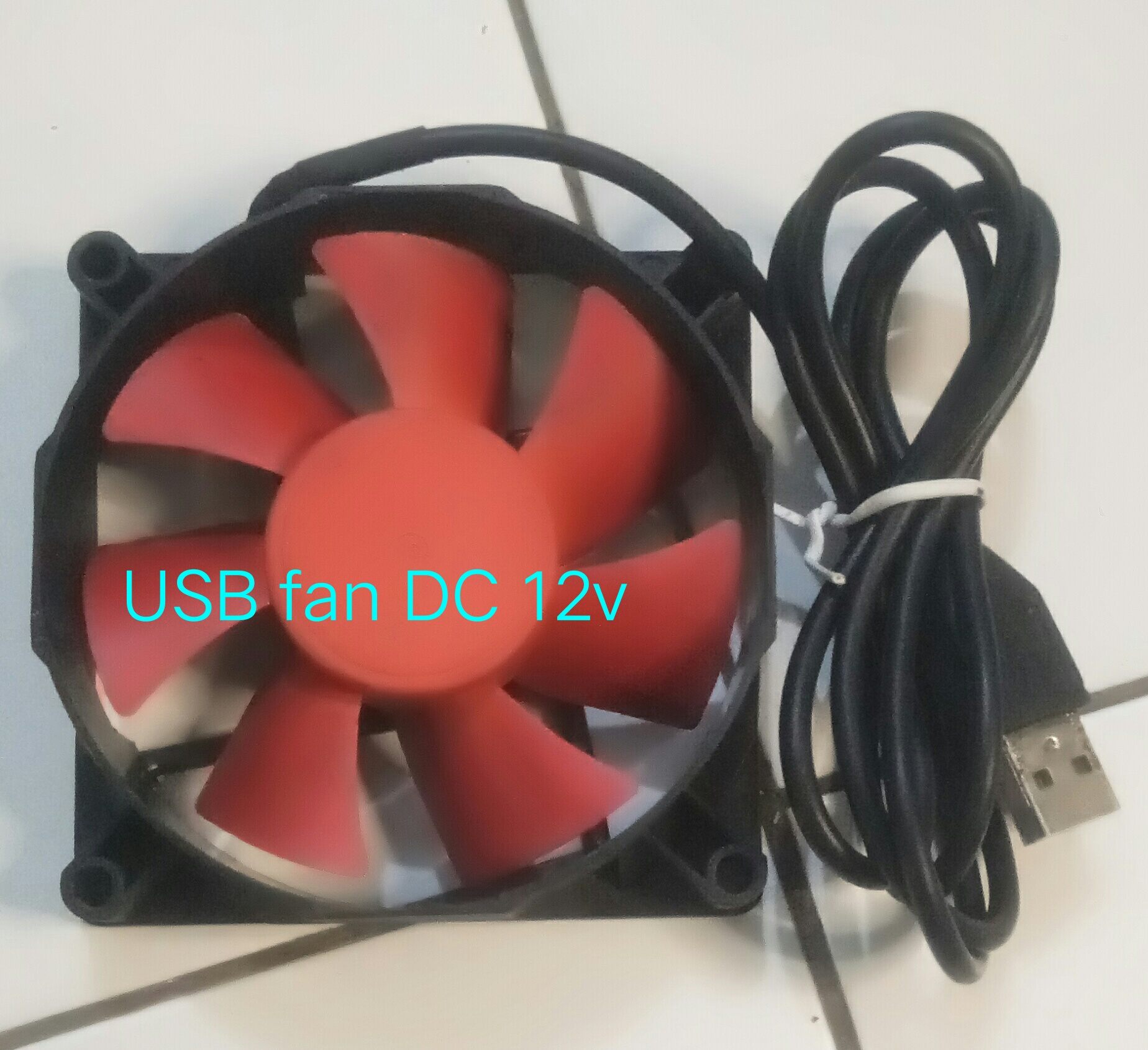 USB fan/kipas pendingin STB dan peralatan elektronik lain ny. Harga 13,999 rupiah*Gratis Ongkir