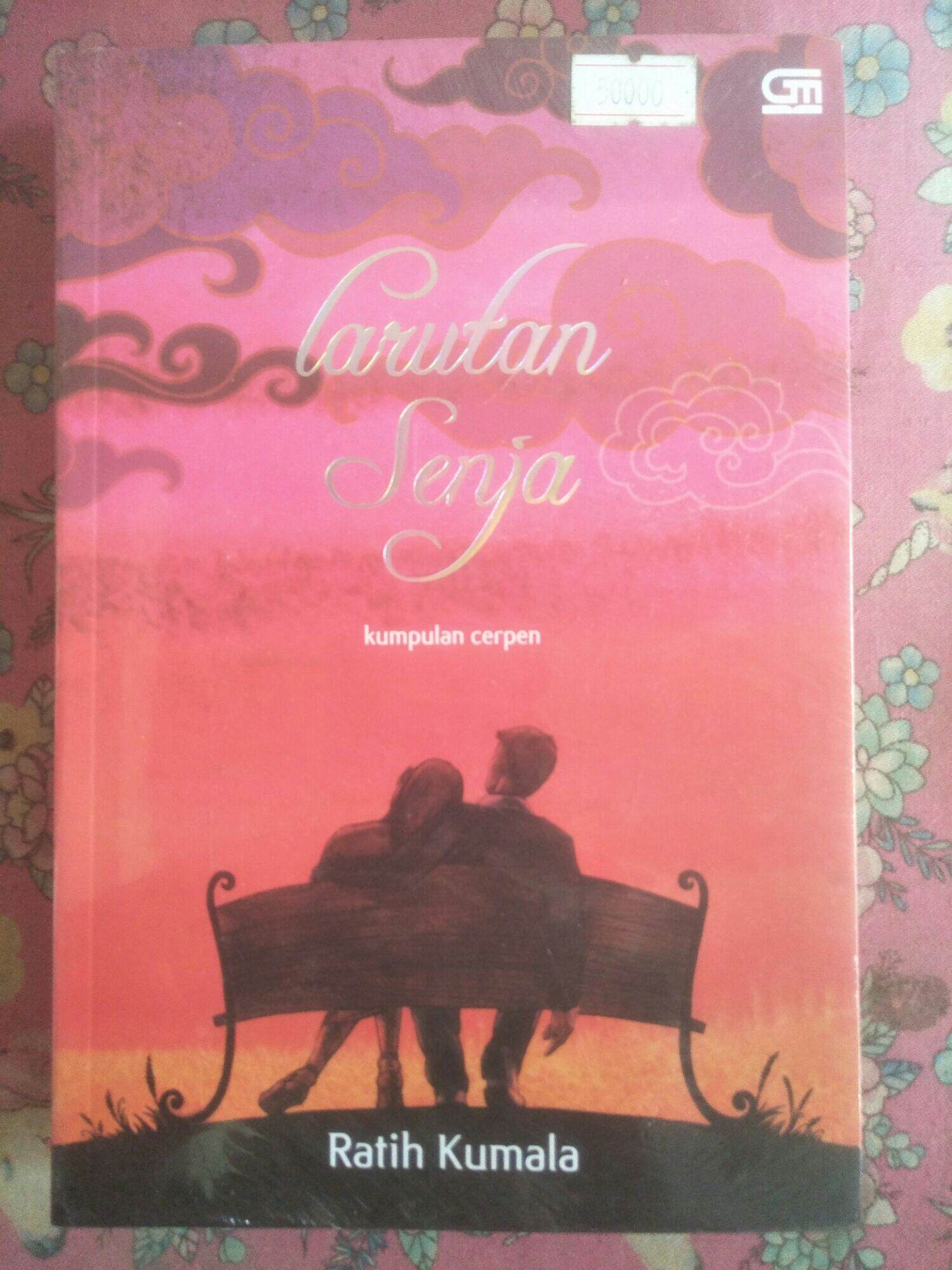 Buku Kumpulan Cerpen Larutan Senja Lazada Indonesia 0276