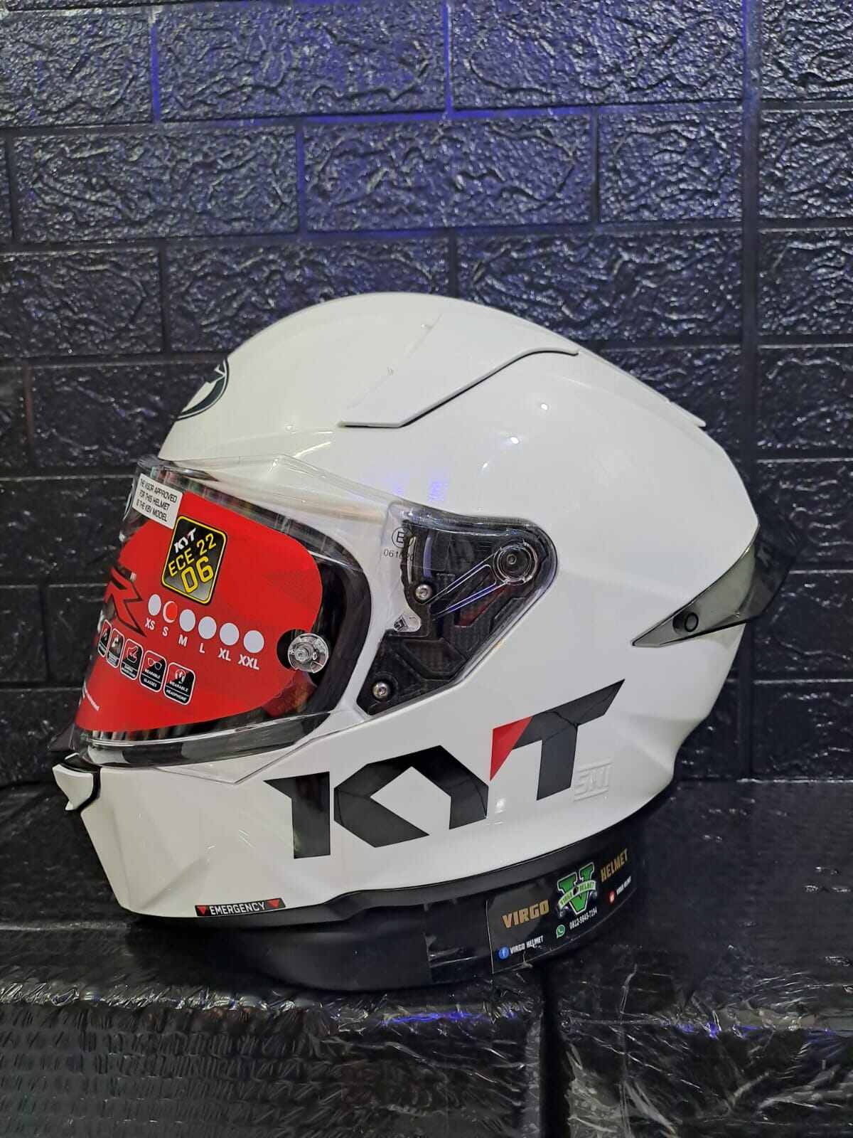 KYT R2R PLAIN MATT BLACK/E.06 (original) Harga 2,200,000 rupiah*Gratis Ongkir