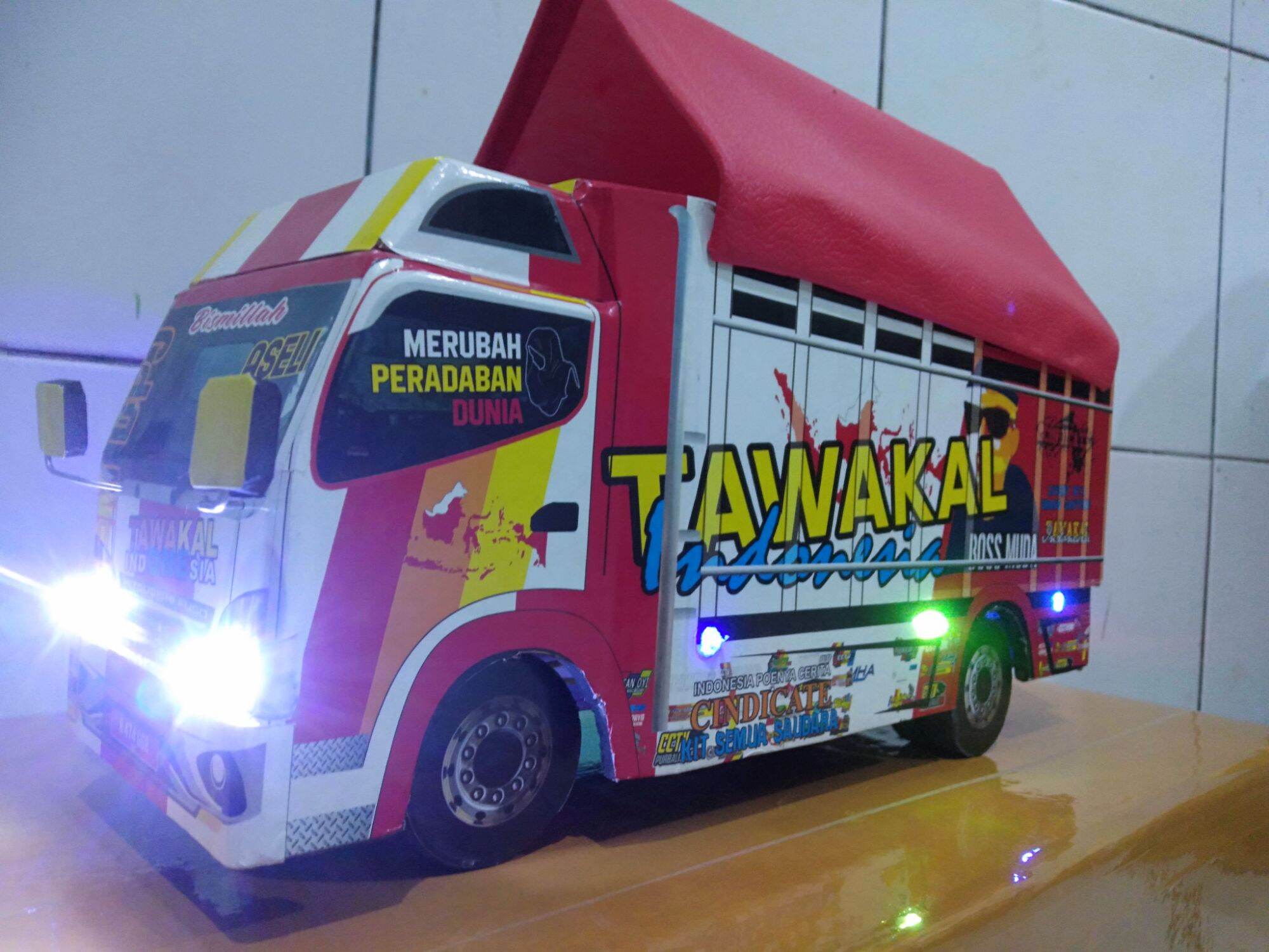 MINIATUR TRUK KAYU TRIPLEK TAWAKAL INDONESIA OLENG LAMPU TERPAL Lazada Indonesia