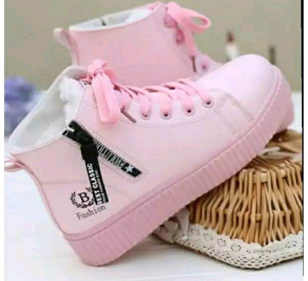 sepatu boots pink