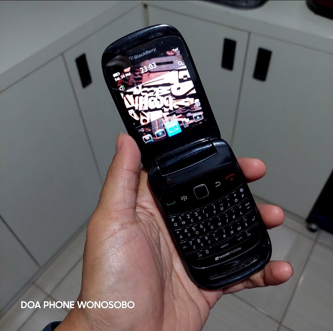 blackberry style 9670 olx