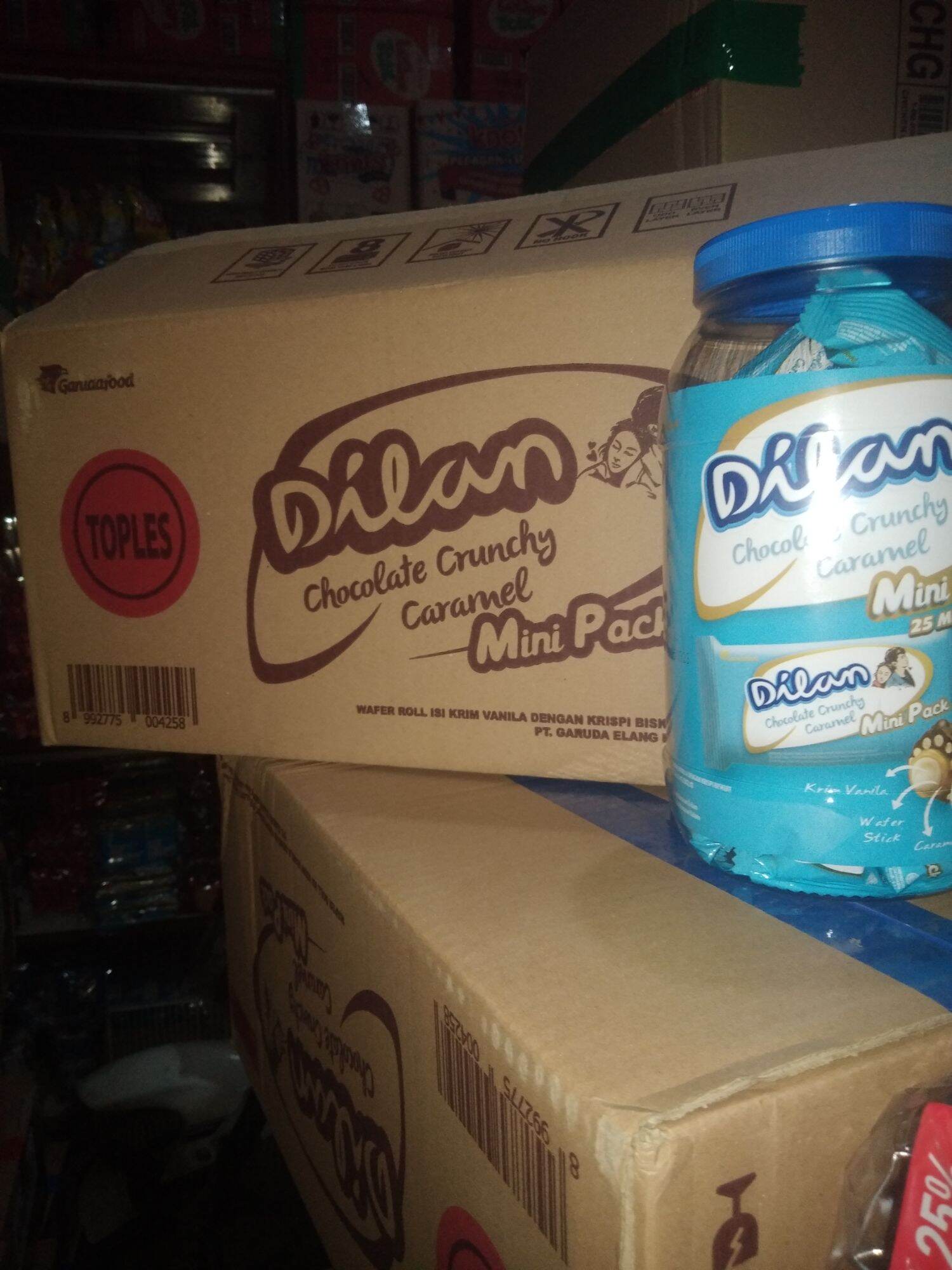 dilan chocolate crunchy caramel 1 dus isi 8 toples/25 pcs Lazada