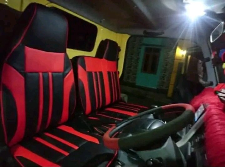 sarung jok mobil Mitsubishi canter / cover jok mobil truk canter / variasi jok mobil canter / bungkus jok mobil Mitsubishi truk / pelindung tempat duduk mobil truk canter murah Harga 695,000 rupiah*Gratis Ongkir