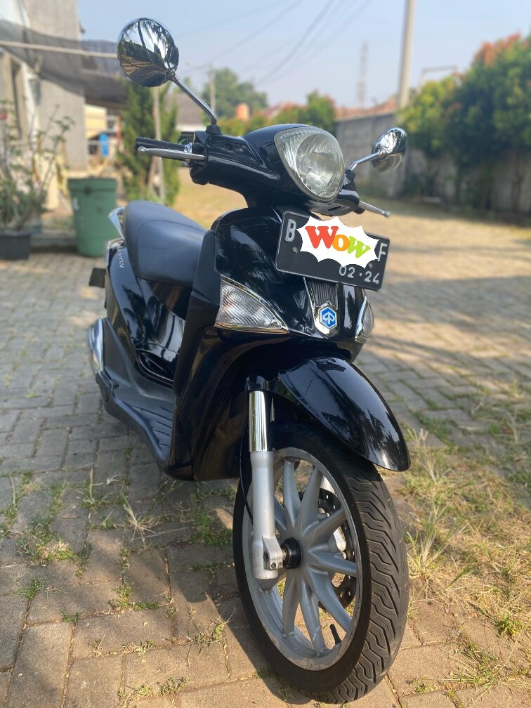 Piaggio Liberty 150cc injection Lazada Indonesia