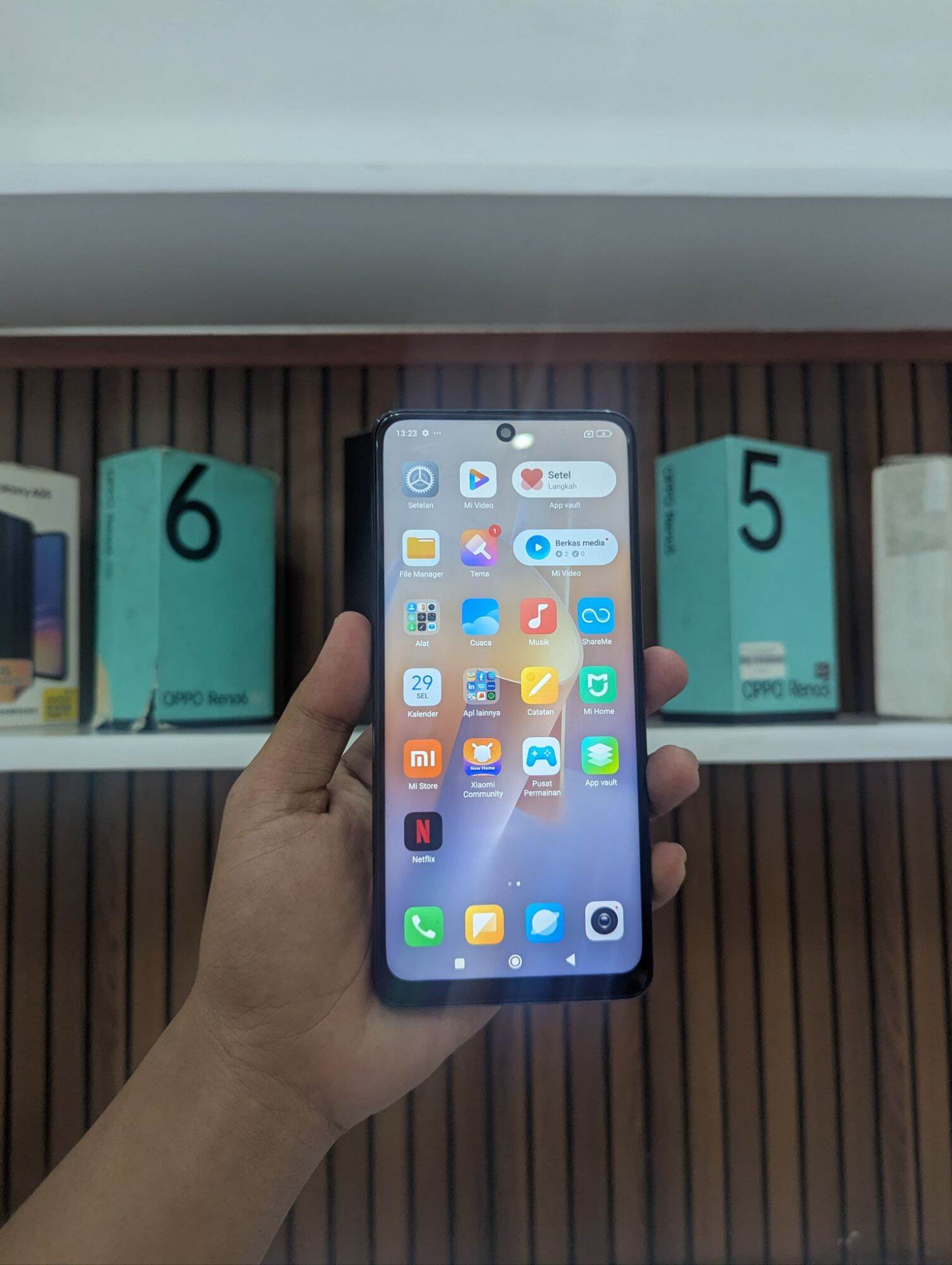 Redmi Note 12 Pro 5G 8/256 NFC | unit only original official | Harga 2,300,000 rupiah*Gratis Ongkir