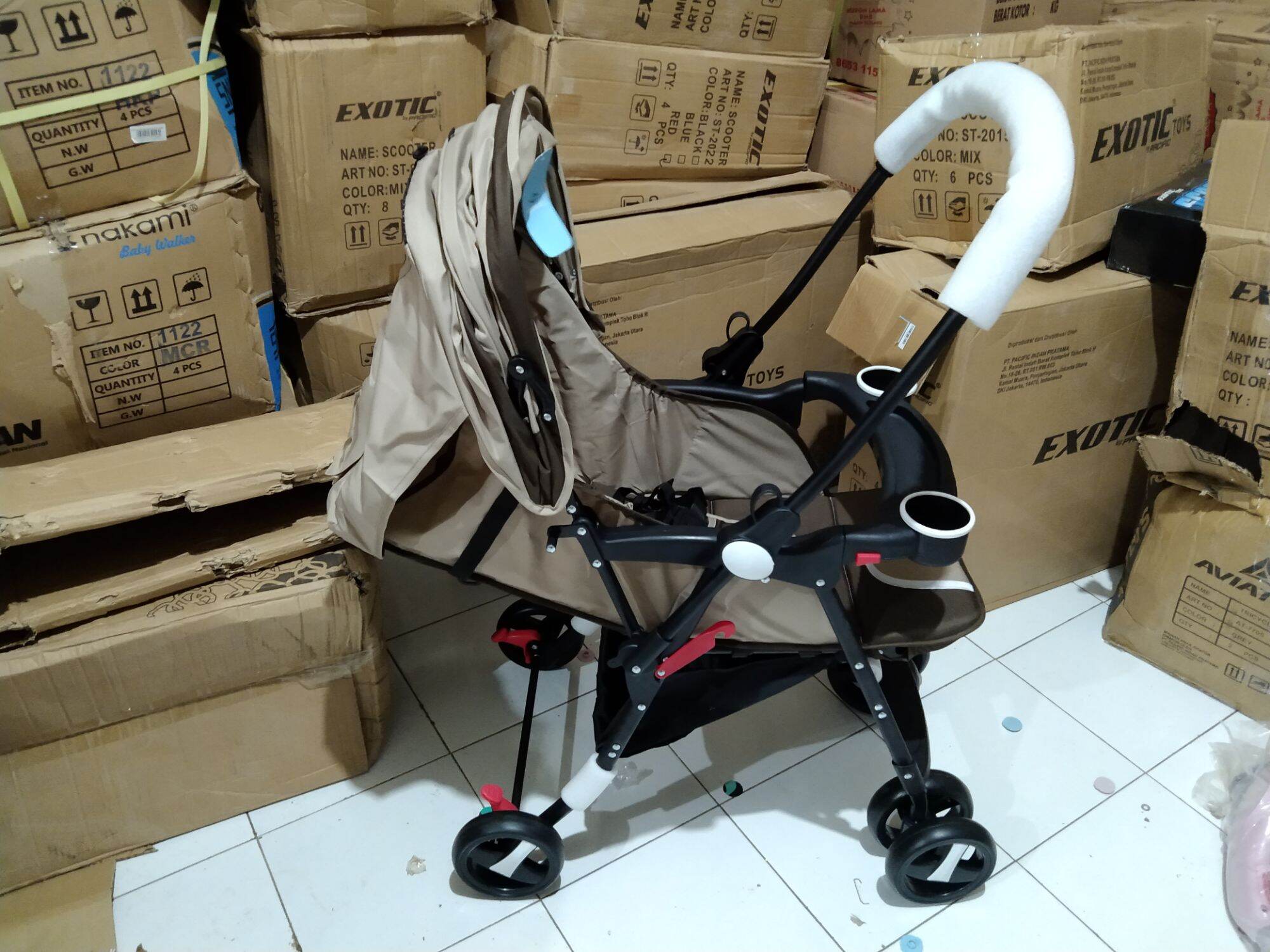 Kreta dorong anak/Baby Setloller Spacebaby 2615