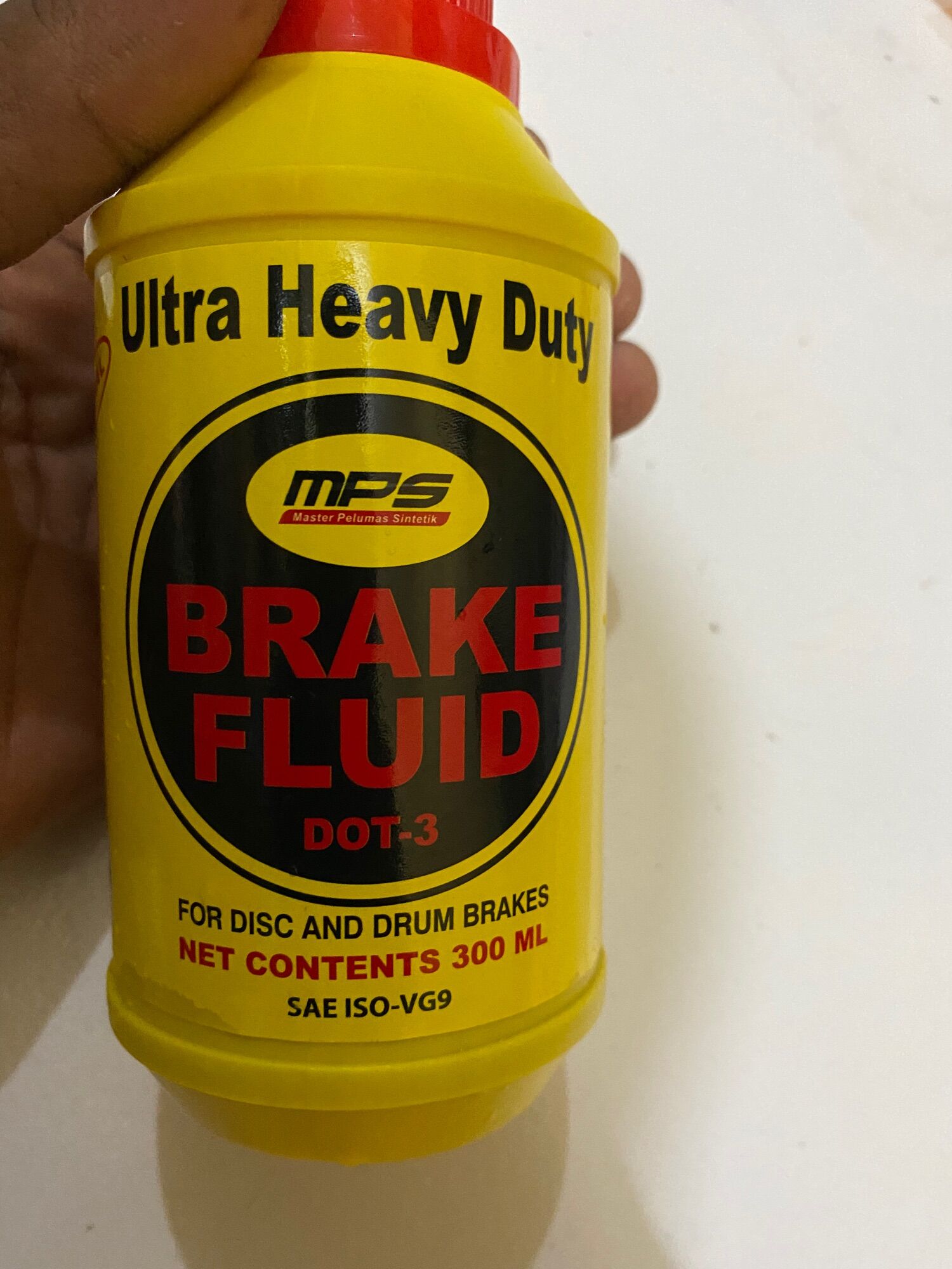 Minyak rem brake murah Harga 15,000 Ringgit*Penghantaran Percuma