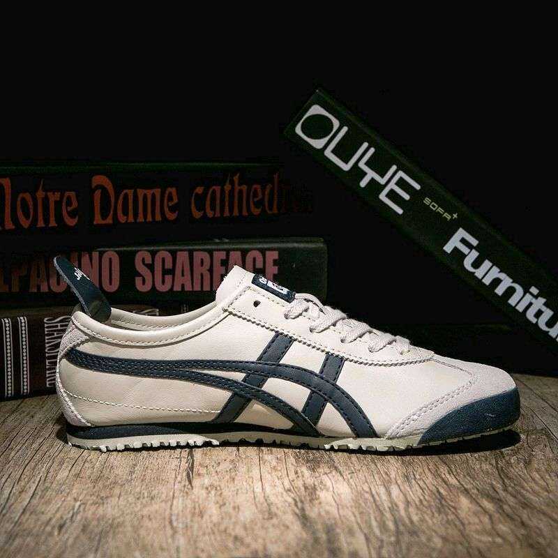 Sepatu Tiger Onitsuka Hitam Mexico 66 Slip On Santai Import Pria - Main Image