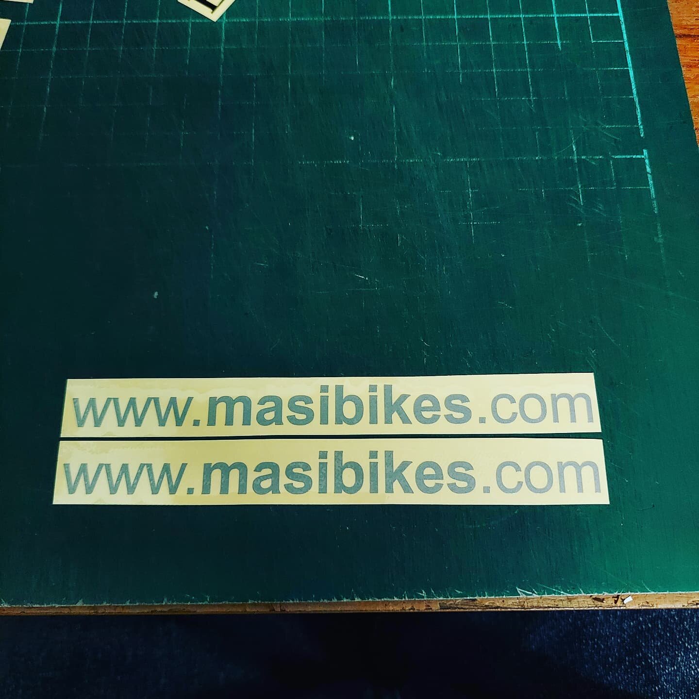 Sticker Cutting Www masi bike isi 2 pcs Harga 8,000 rupiah*Gratis Ongkir