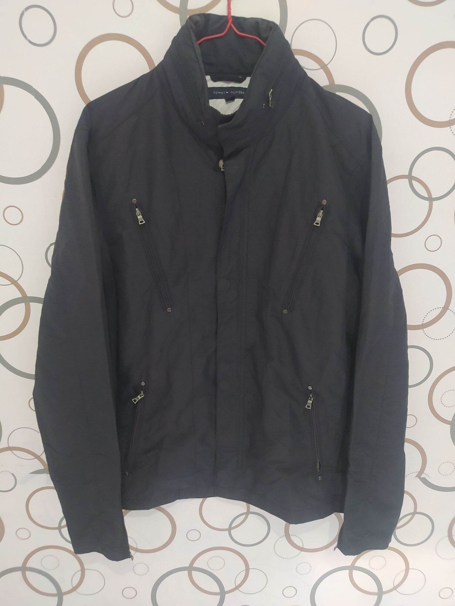 WORK JACKET TOMMY HILFIGER SECOND Jaket Nylon Hitam Jaket Zip