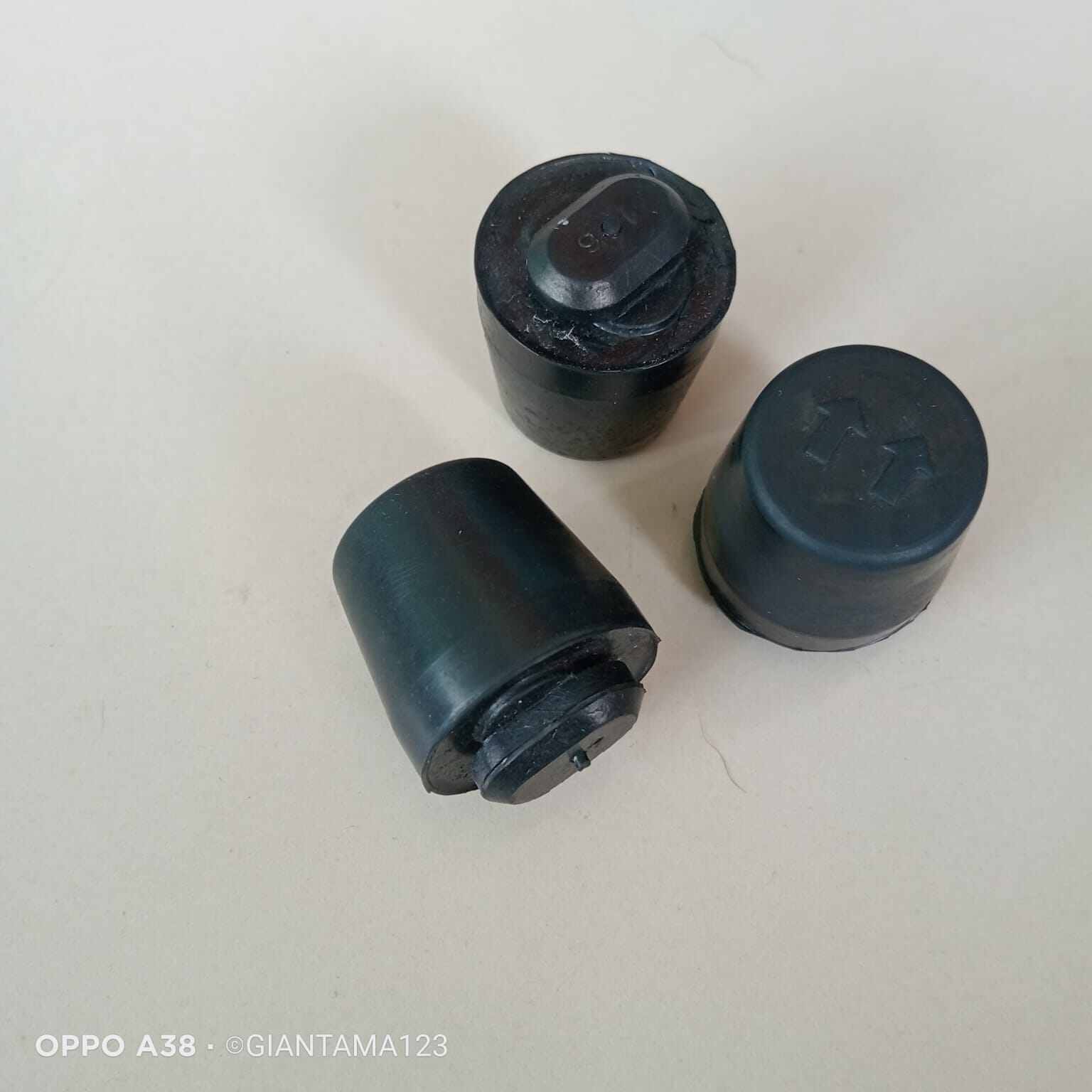 Karet bantalan Ban Serep mobil Toyota Rush, Terios Taruna , Harga 1 pcs Giá 16,000 Đồng*Miễn phí vận chuyển