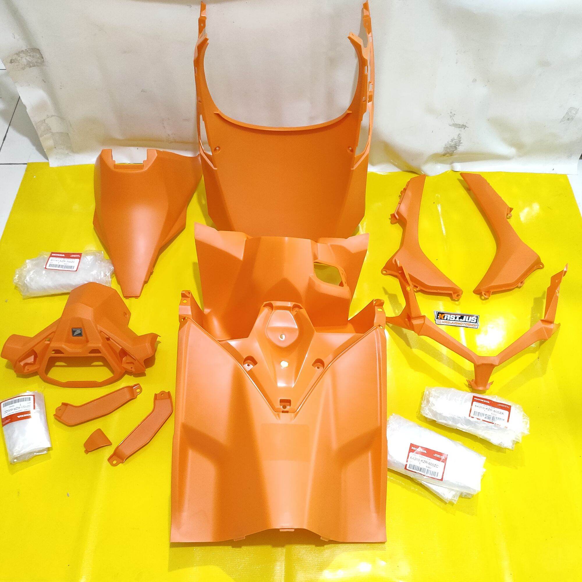 inner body oren vario 125 vario 150 10 item Harga  1,350,000 Ringgit*Penghantaran Percuma
