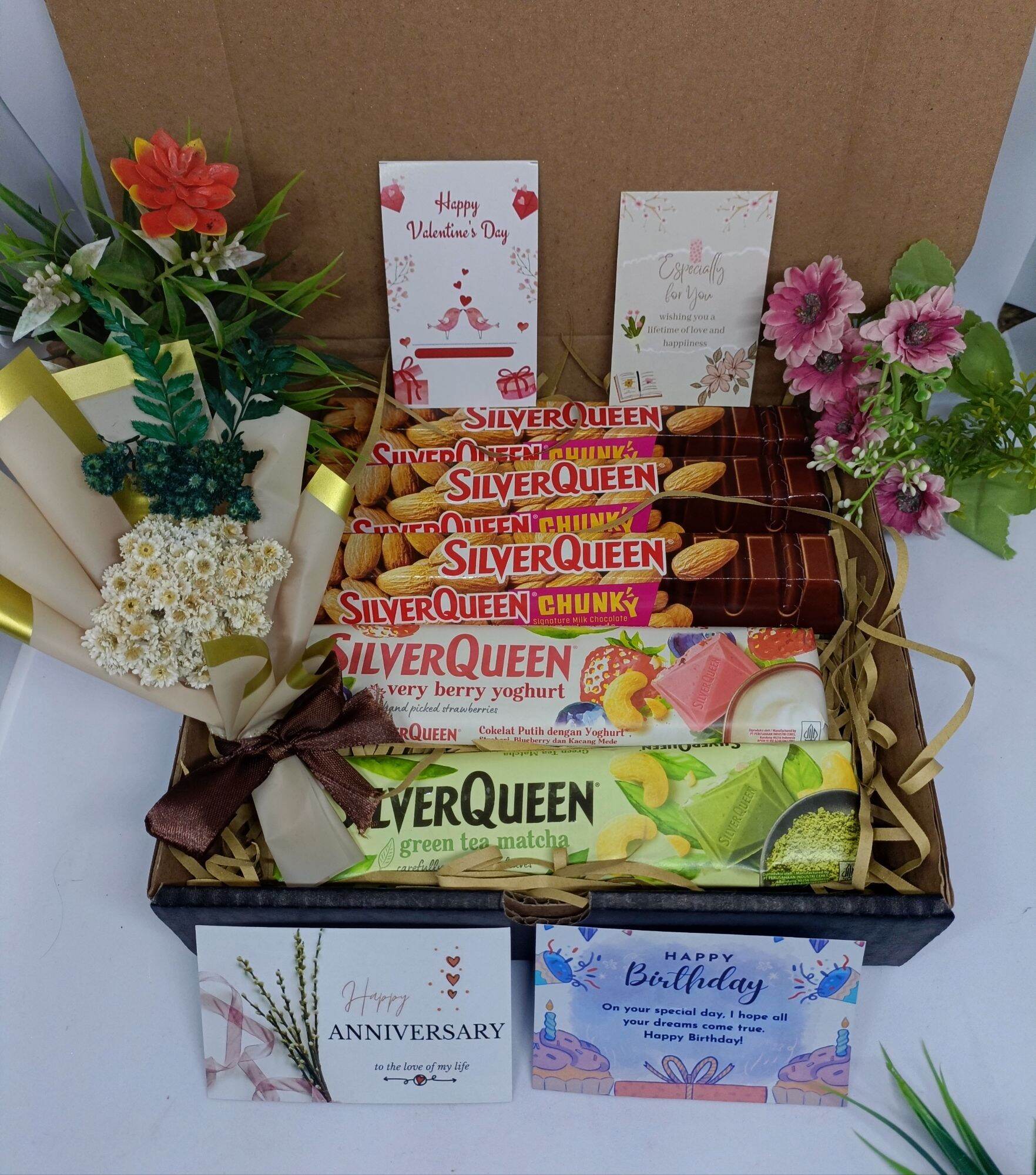 hadiah Hampers hadiah Boxes Hadiah ulang tahun Valentine's Chocolate Parcels Hadiah ulang tahun Snackβ¦