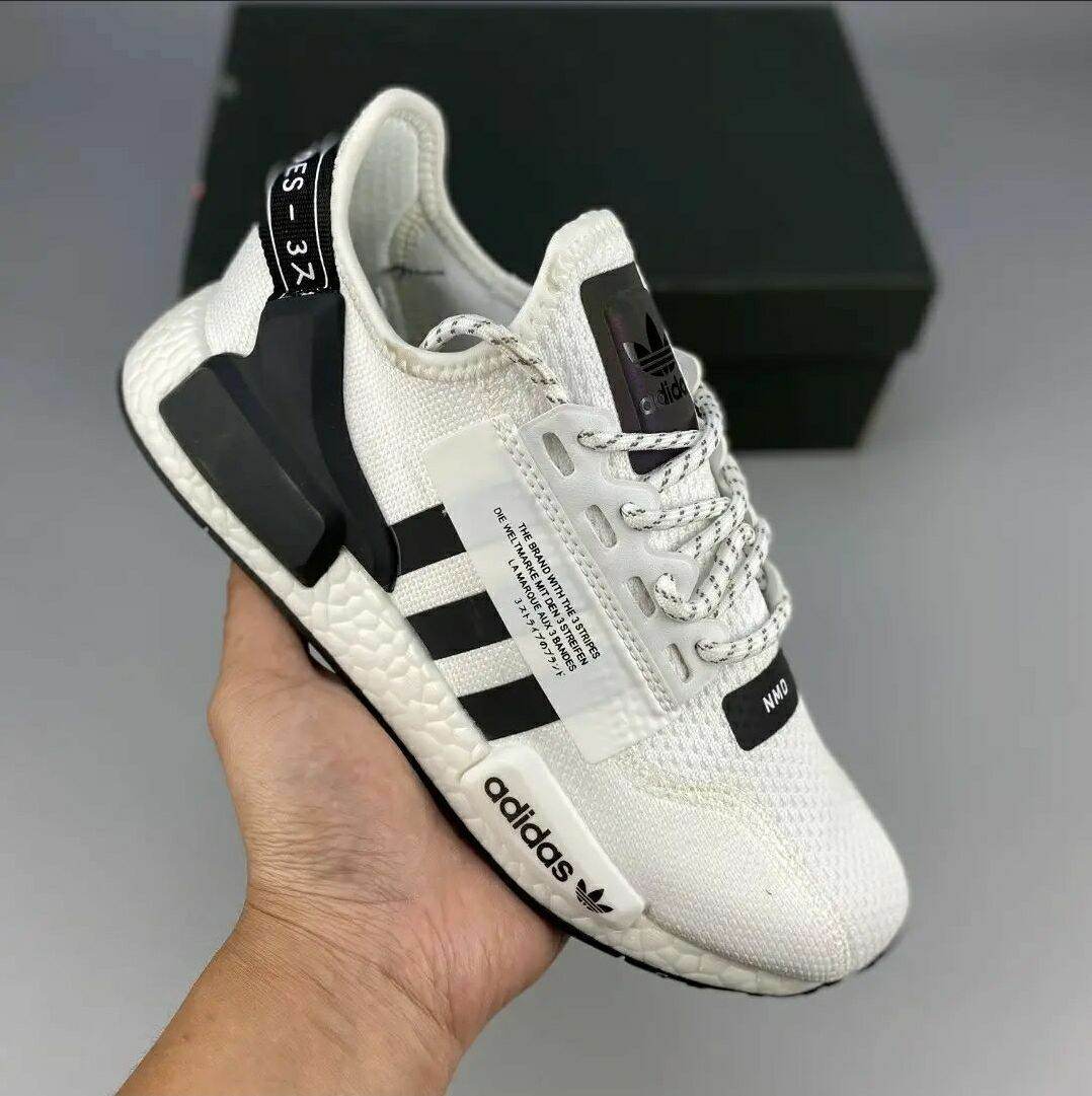 Adidas nmd r1 harga indonesia sale