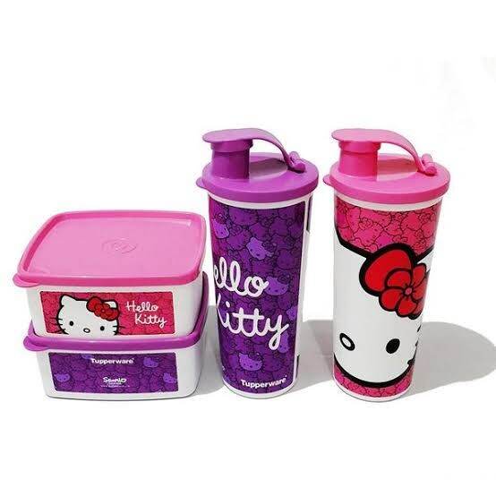 Tupperware Hello Kitty Lunch Set torta / sub & tumbler NEW 2pieces