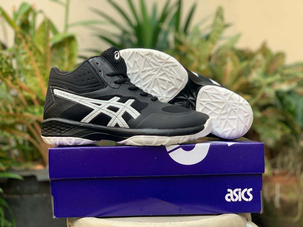 Harga sepatu asics 2024 gel netburner 2018