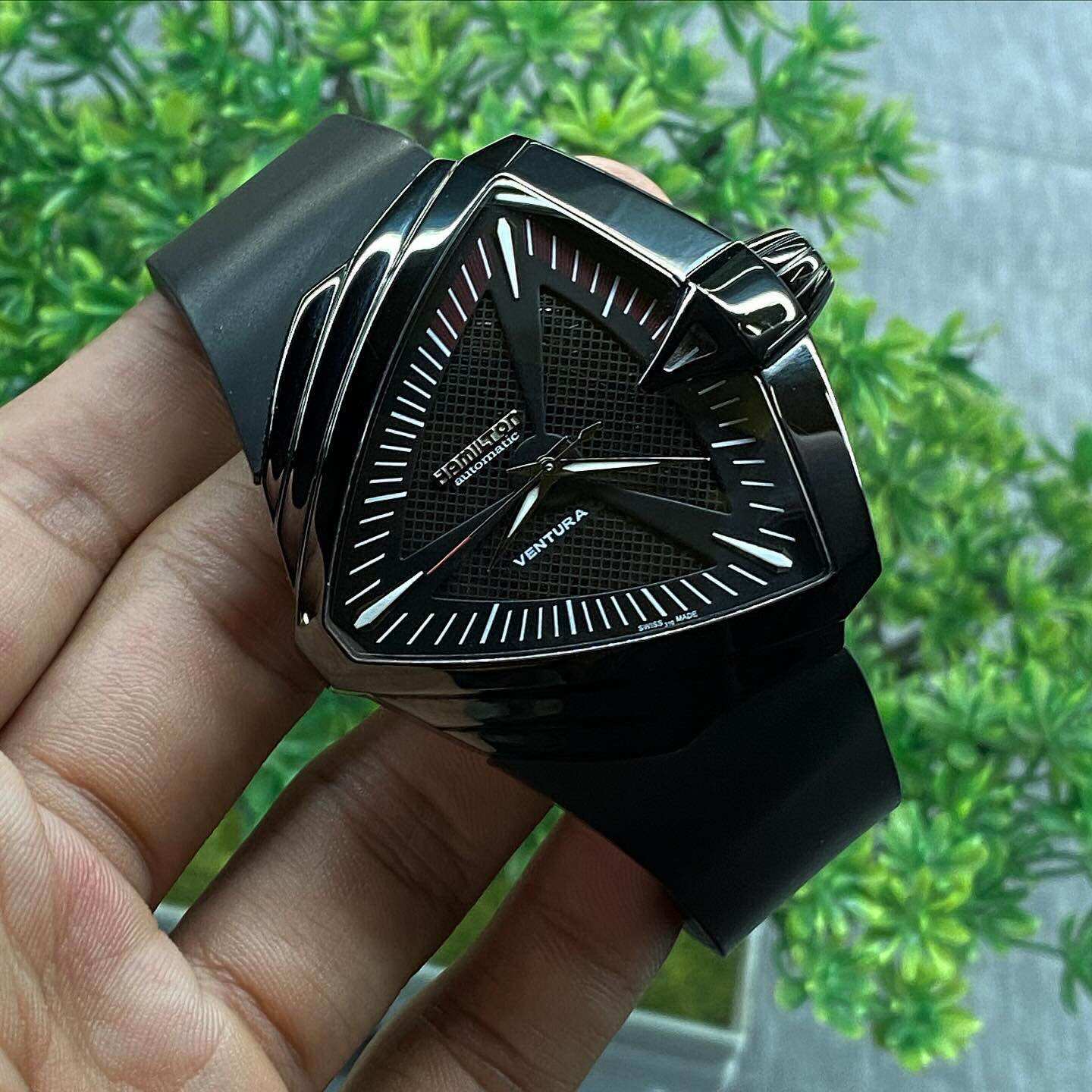 Hamilton Ventura XXL Elvis Presley 75th Anniversary H246150