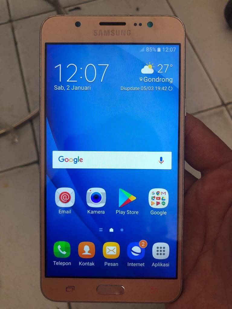 Samsung J7 2016 NFC 2GB/16GB Second Ex Resmi Mulus Normal Pemakaian Harga  600,000 Ringgit*Penghantaran Percuma