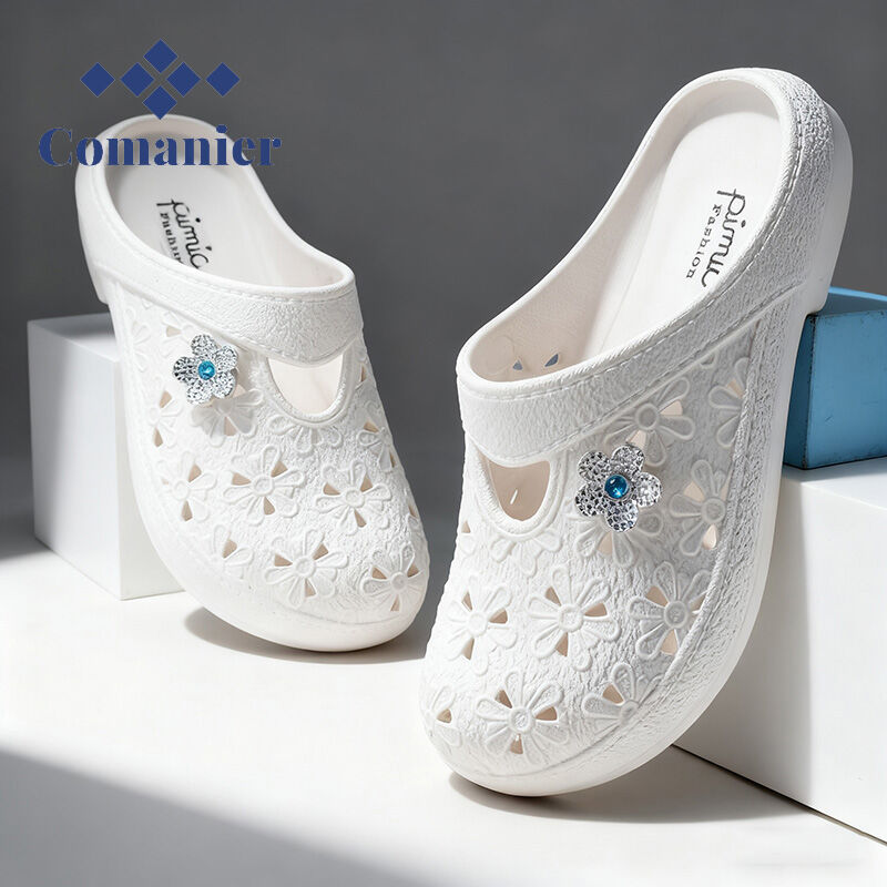 Comanier New Fashion anti slip attractive design high rubber women's sandals adult female sandals Harga 30,999 rupiah*Gratis Ongkir