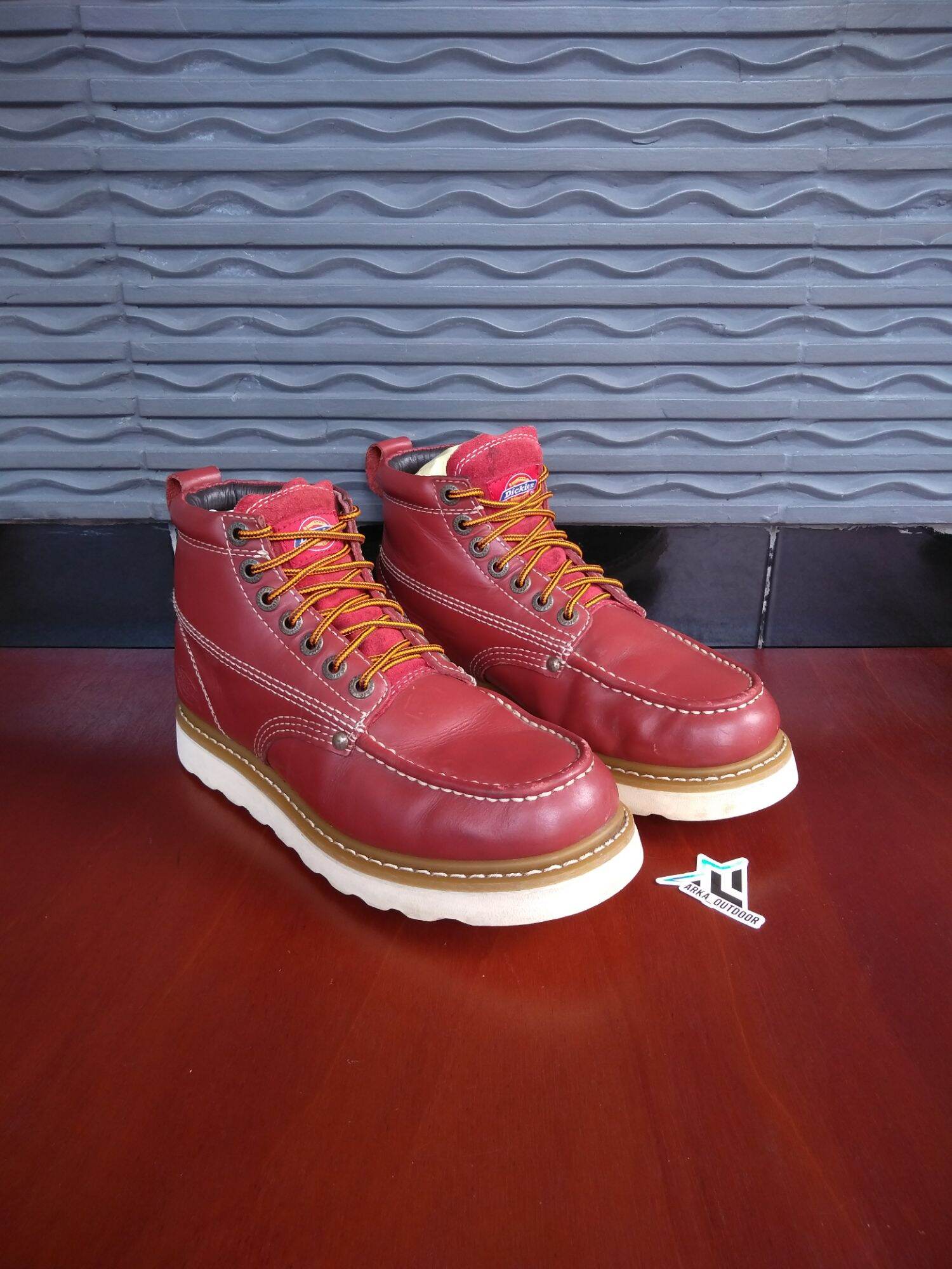 Sepatu gunung hiking outdoor boots DICKIES ( high top ) / size 41 - 40 ...