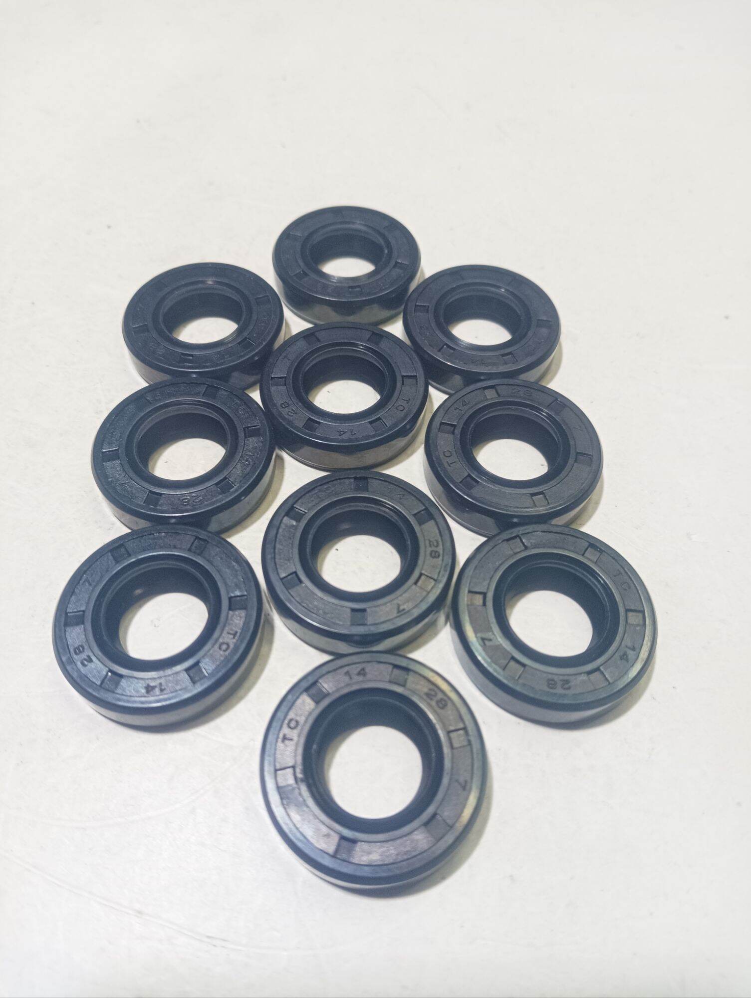 Seal Verseneling GL Pro / Sil Perseneling GL Pro (14-28-7) NOK Harga 3,000 rupiah*Gratis Ongkir