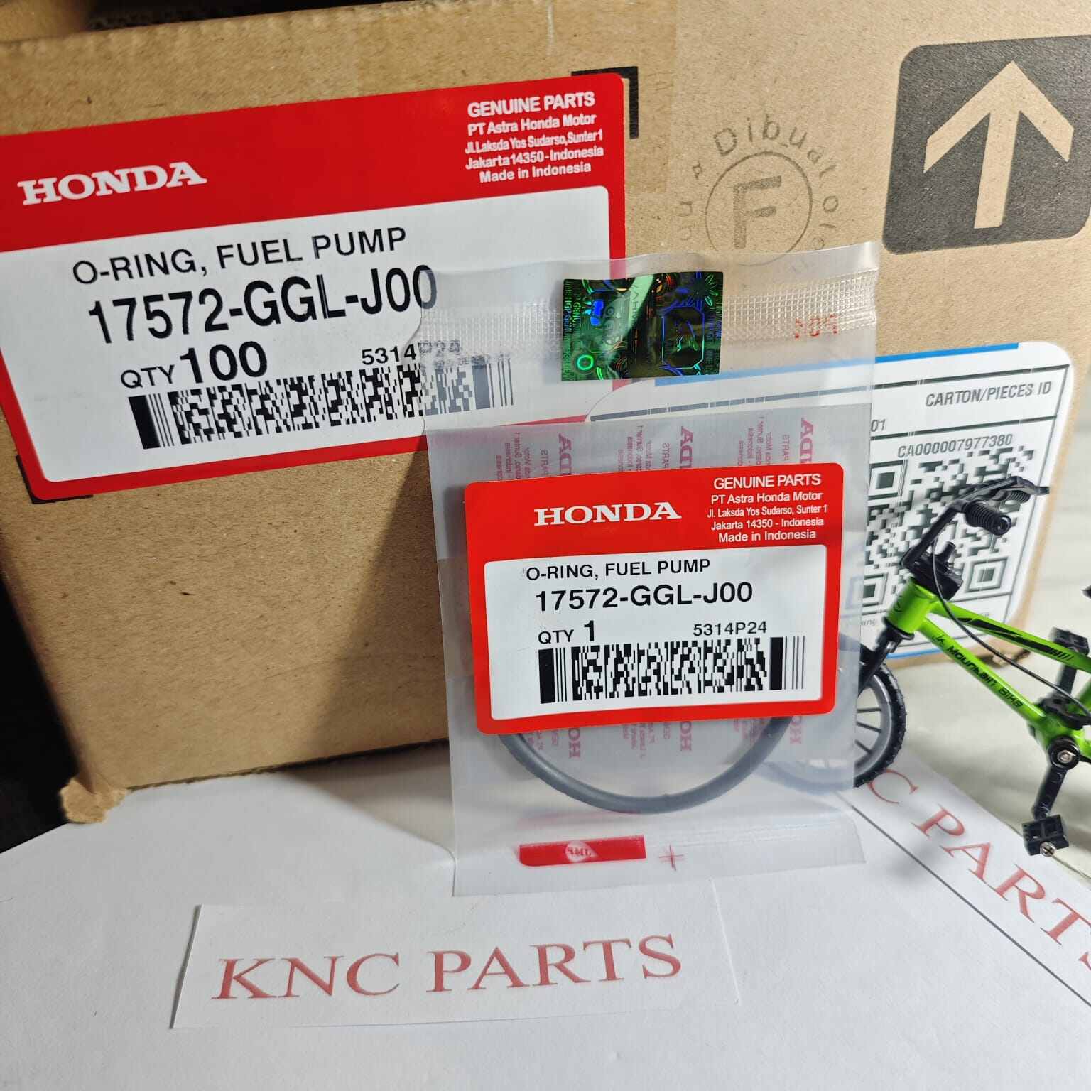 O-Ring Fuel Pump Oring Seal Fuel Pump Honda Beat Fi Spacy Fi Vario 125 Vario 150 Pcx 150 Scoopy Supra X 125 New 17572-Ggl-J00 Harga 13,551 rupiah*Gratis Ongkir