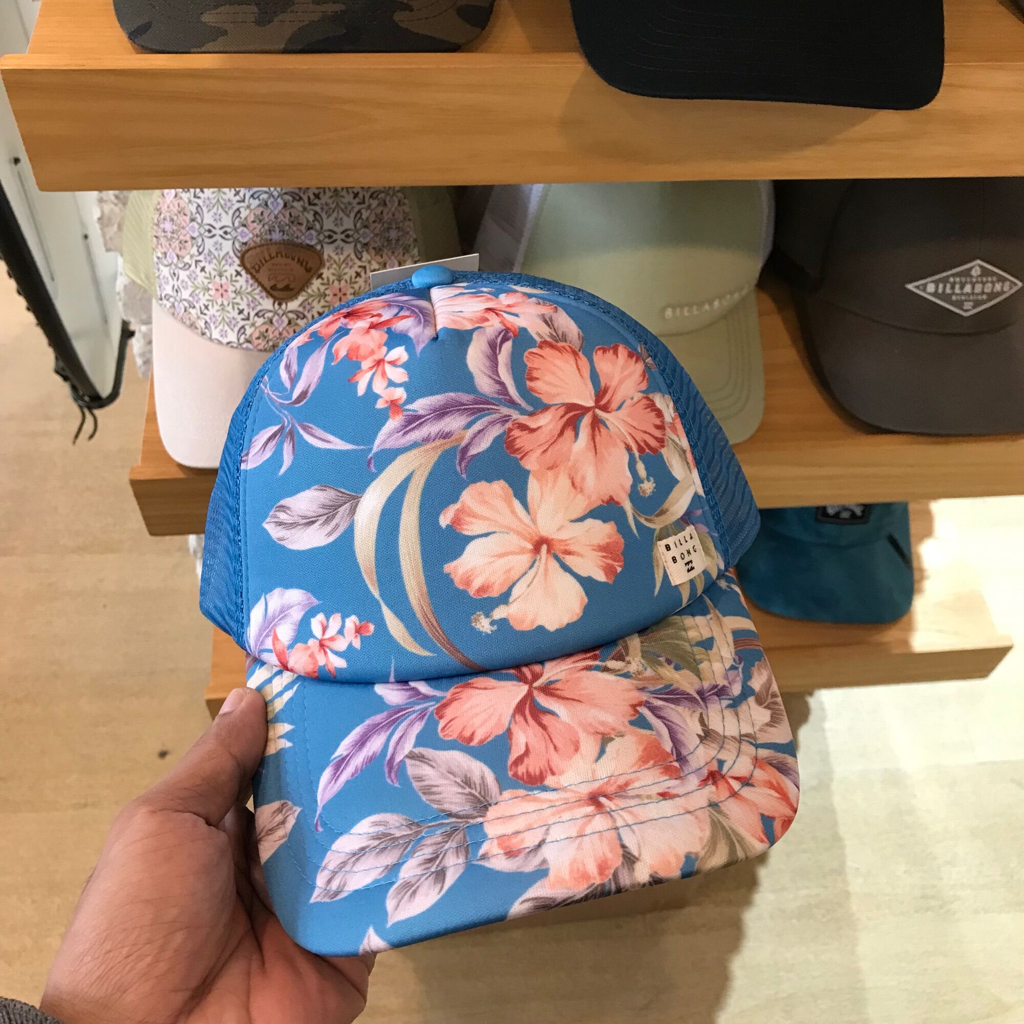 Topi Wanita billabong