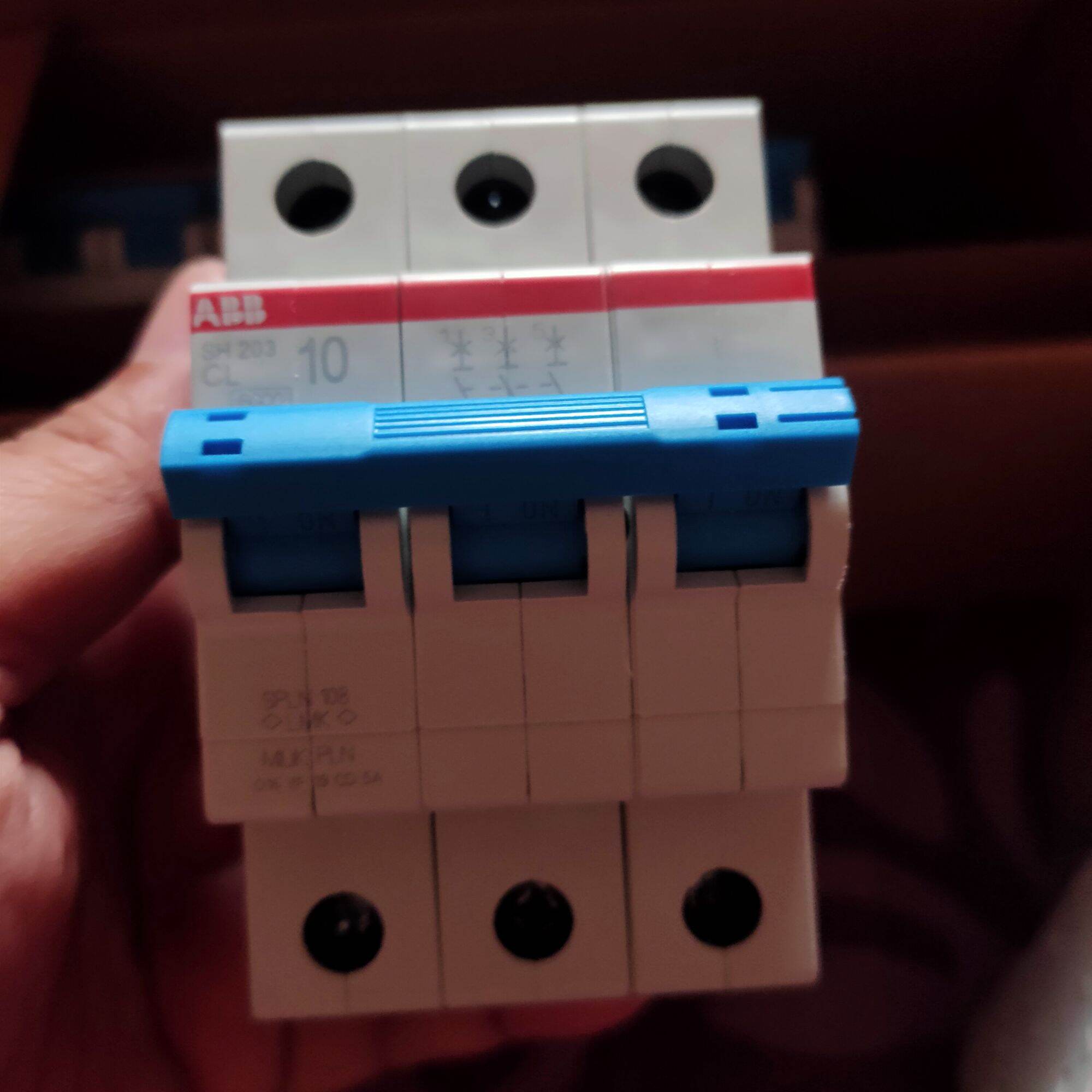MCB ABB 3phase 10a PLN Lazada Indonesia