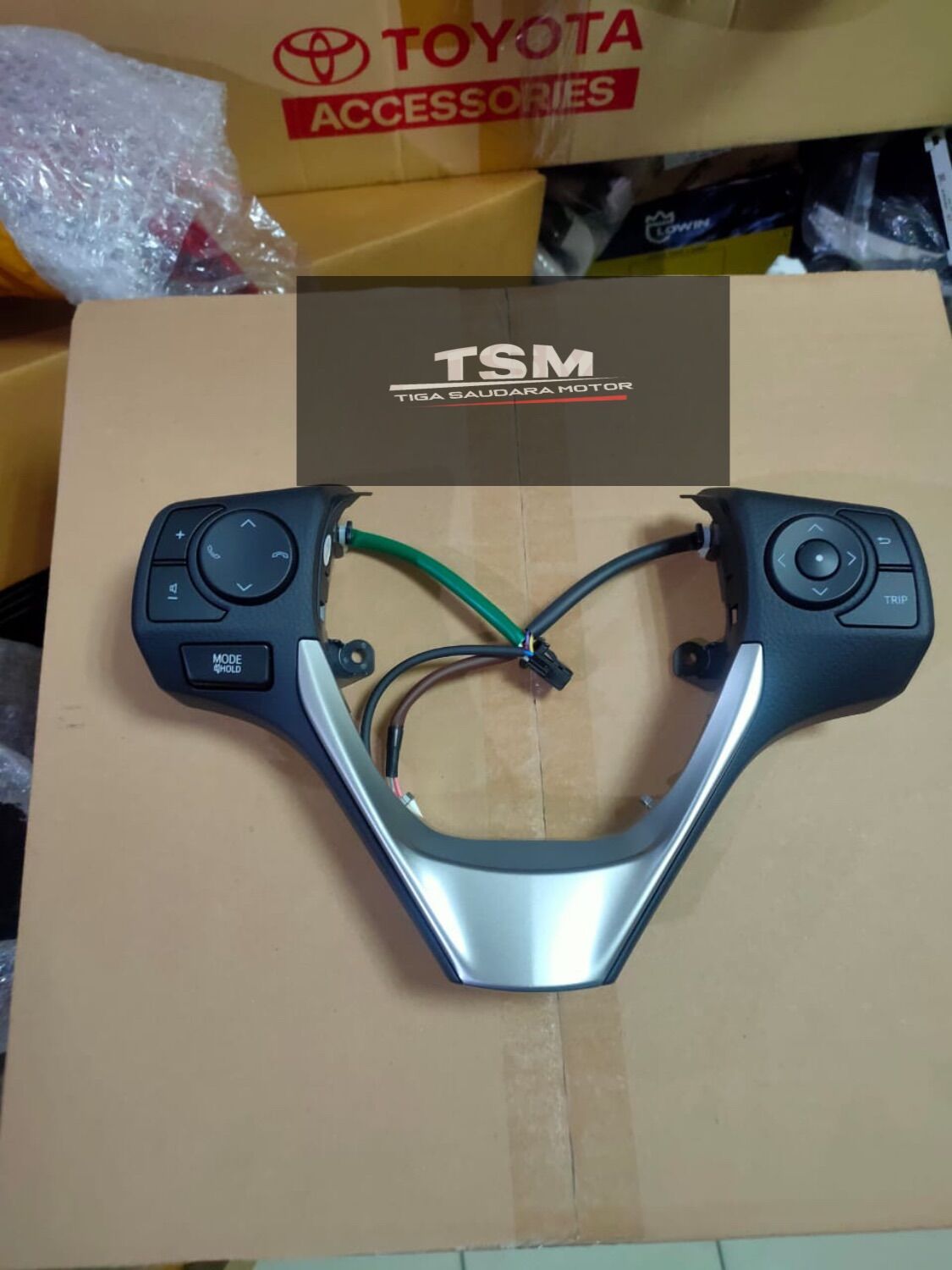 Tombol stir mobil yaris Harga 1,350,000 rupiah*Gratis Ongkir