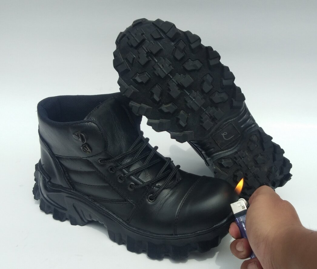 SEPATU SAFETY ARMOR BAHAN KULIT - Merek Armor Harga 119,900 rupiah*Gratis Ongkir