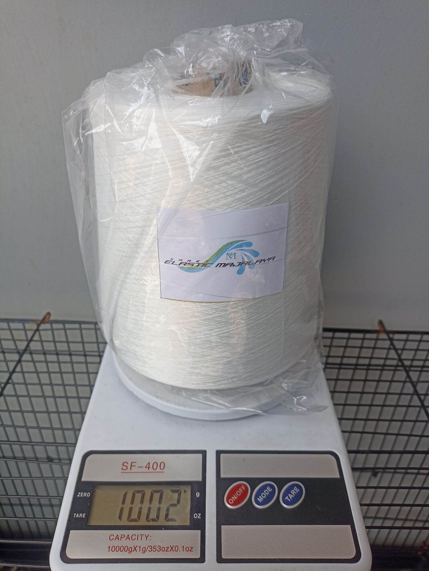Benang Obras polyester Putih 1000gram (1kg)