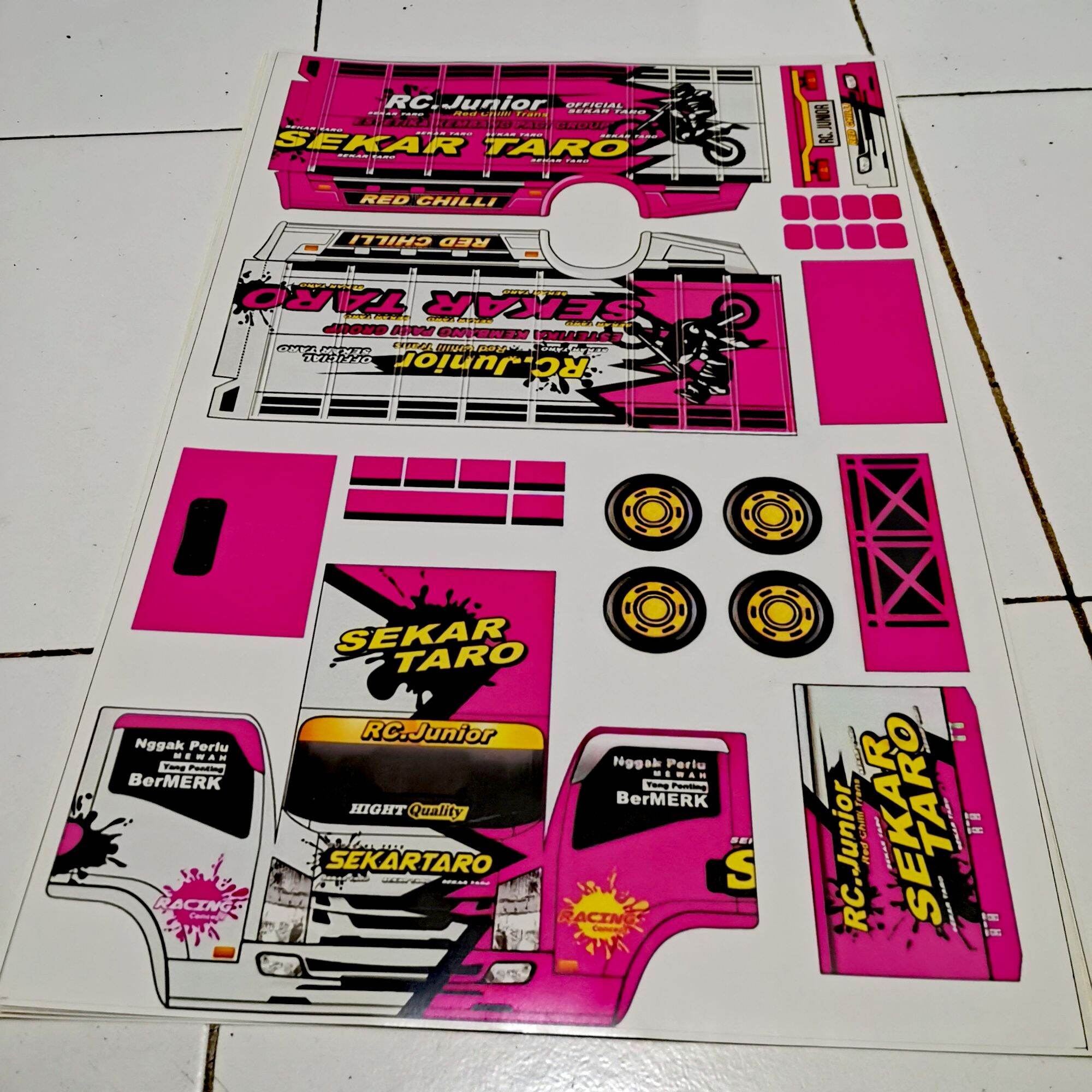 Pola stiker miniatur truk oleng wahyu abadi anti gosip trending topik terlaris