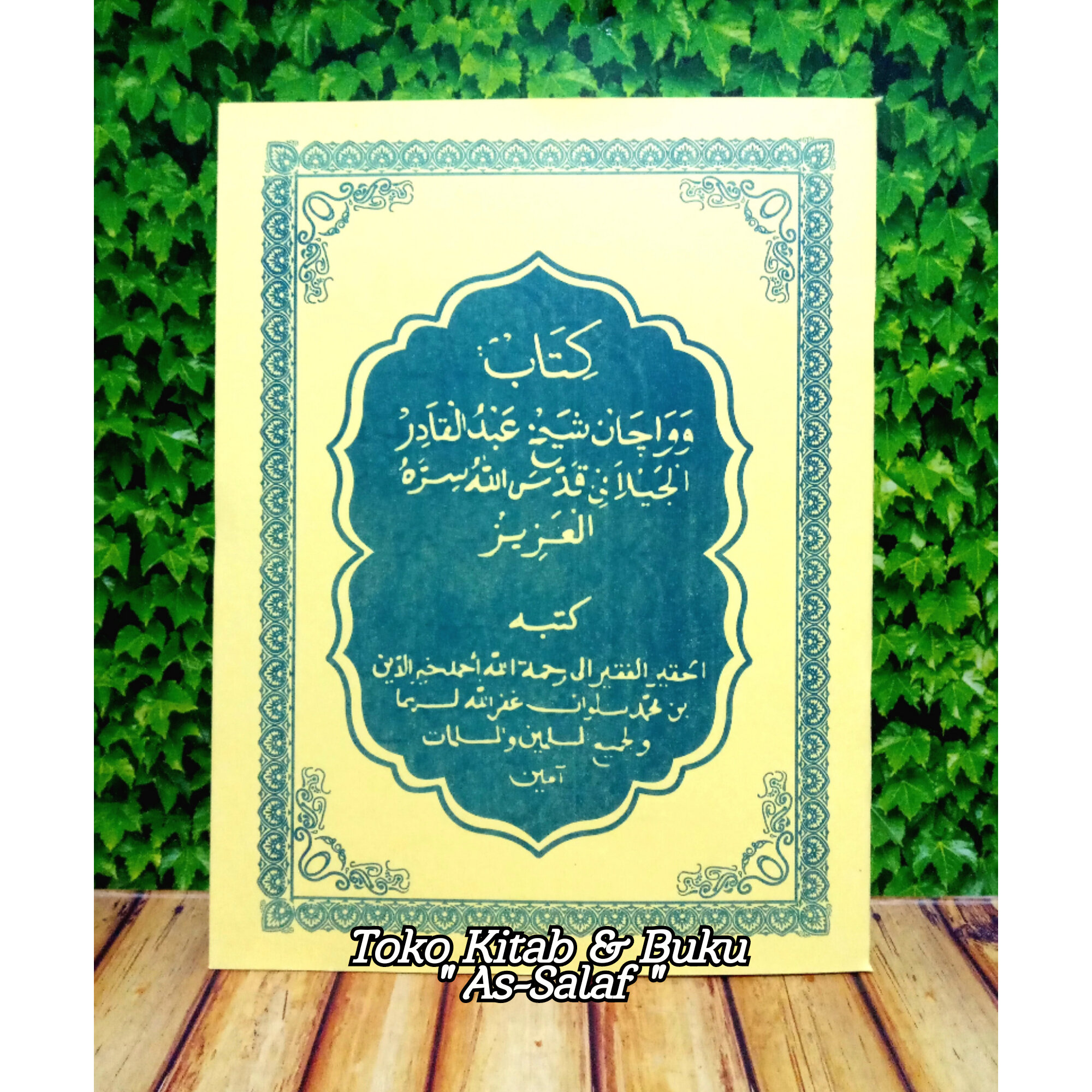 Hayratda qolgan qo‘shni talabani sikdi.