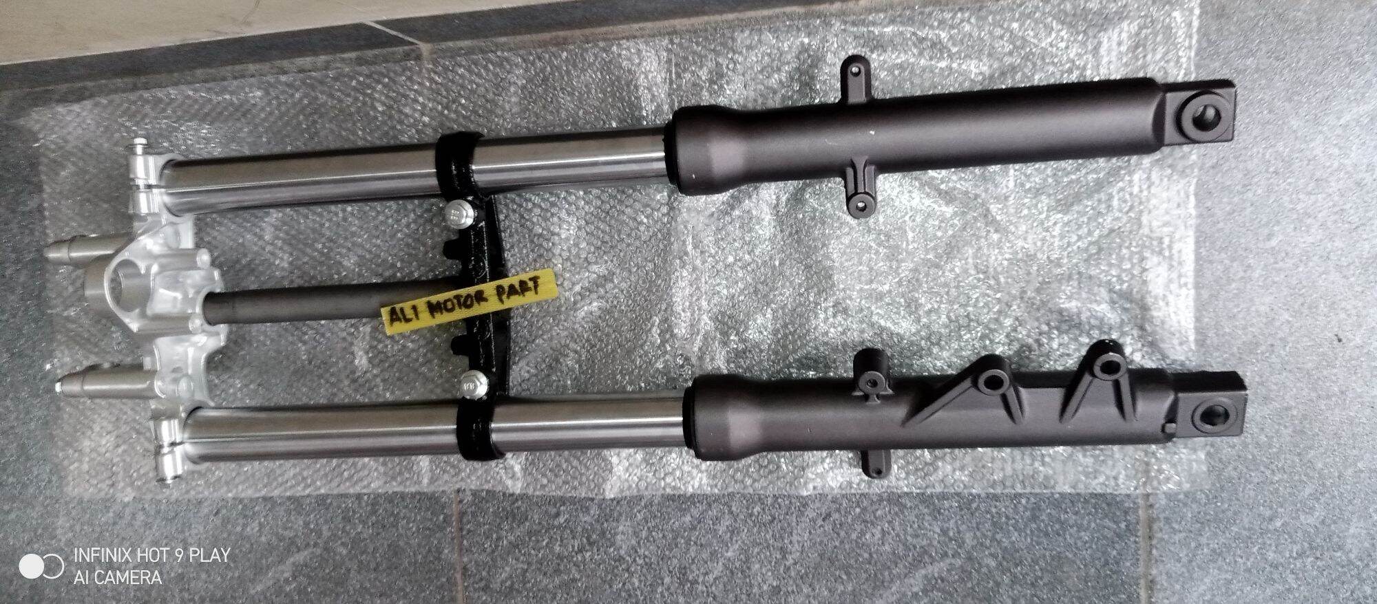 As shock tabung+segi tiga yamaha byson pnp Rx king Harga 930,000 Ringgit*Penghantaran Percuma