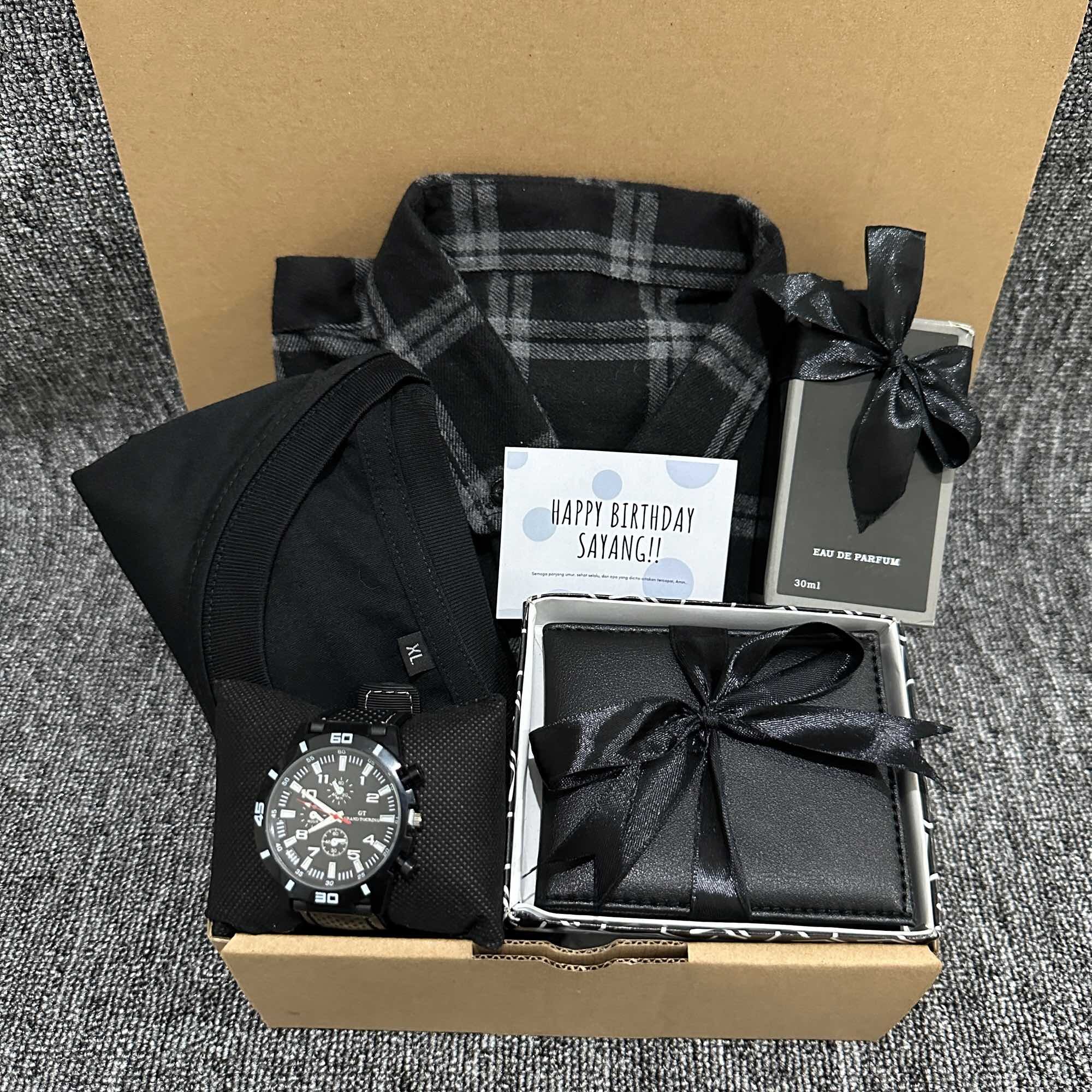 hadiah box kado cowok Kemeja flanel - Hampers cowok Kemeja Flanel kotak kotak lengan panjang kado anni…