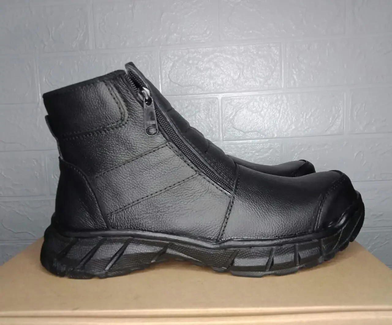 Sepatu Safety Murah / Sepatu Safety Pria Ujung Besi