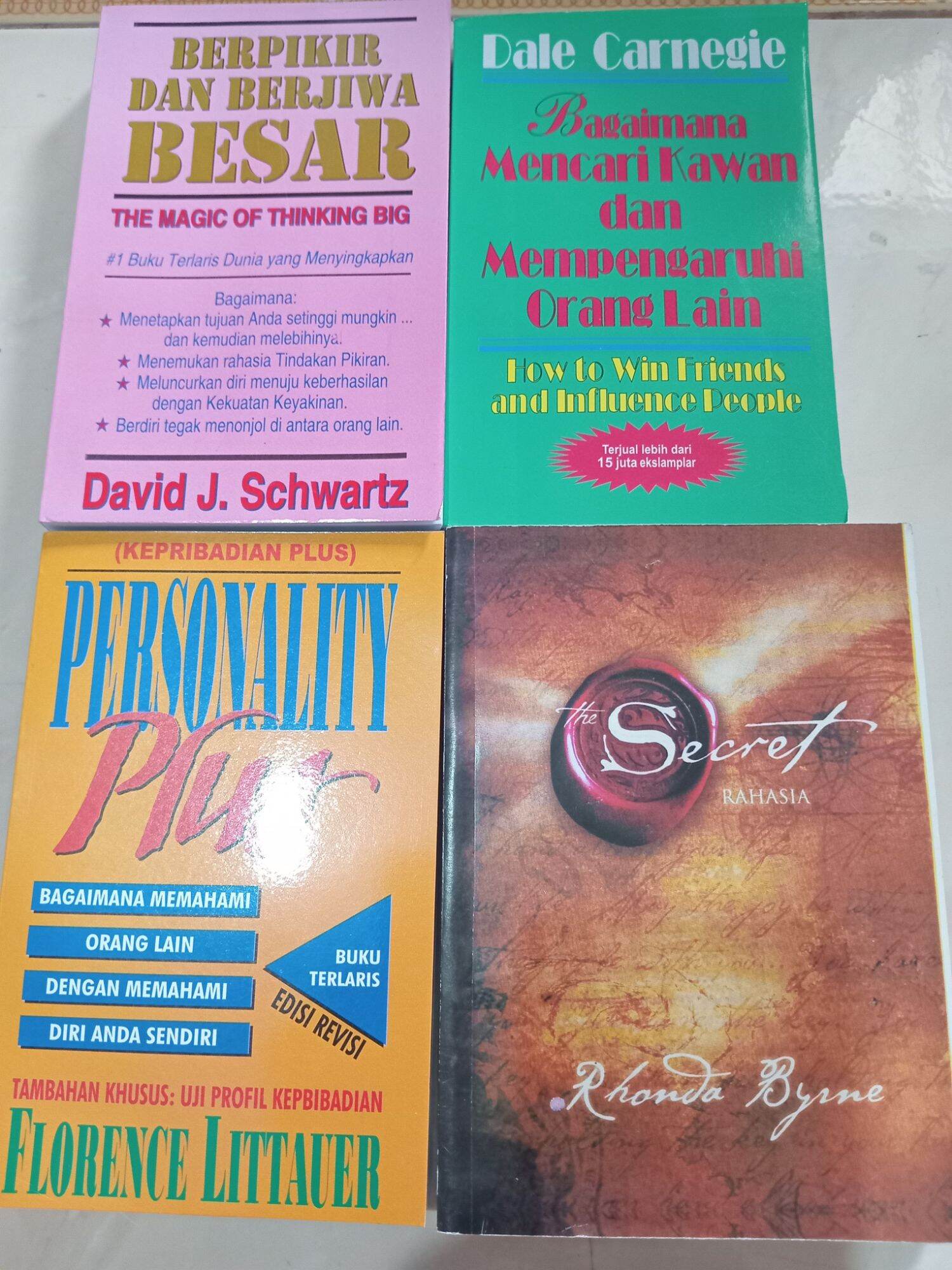 Eri uni sikayotganida qoshnilar nolalarini eshitdilar.