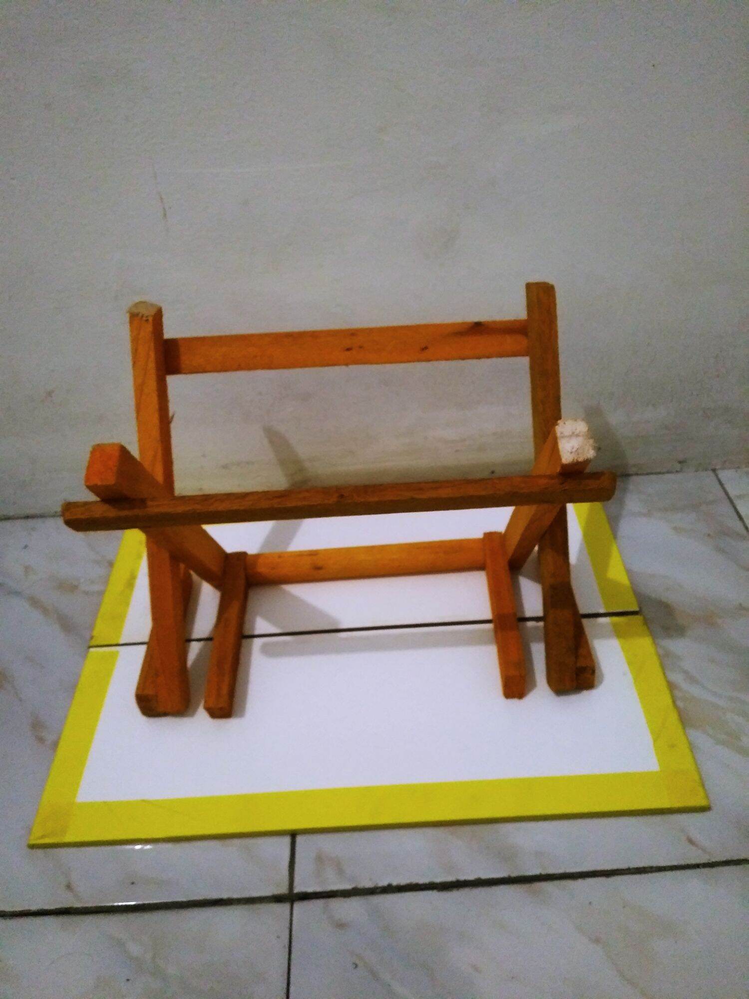 Meja Belajar Lipat kayu. 
