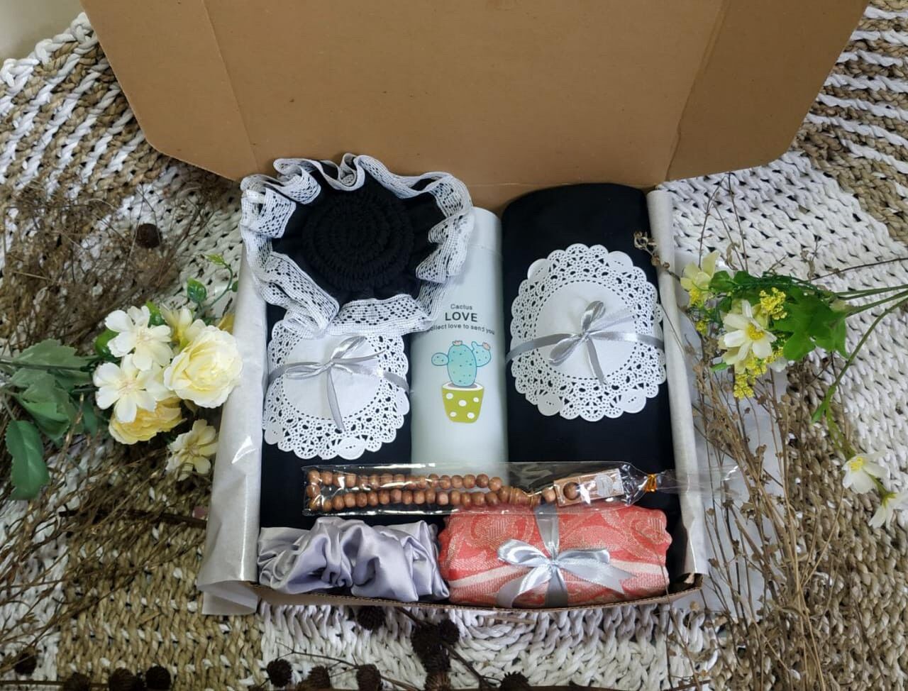 HAMPERS PERLENGKAPAN SHOLAT / Kado / Hampers / Souvenir / Bingkisan / Hadiah Perlengkapan Sholat / FRE…