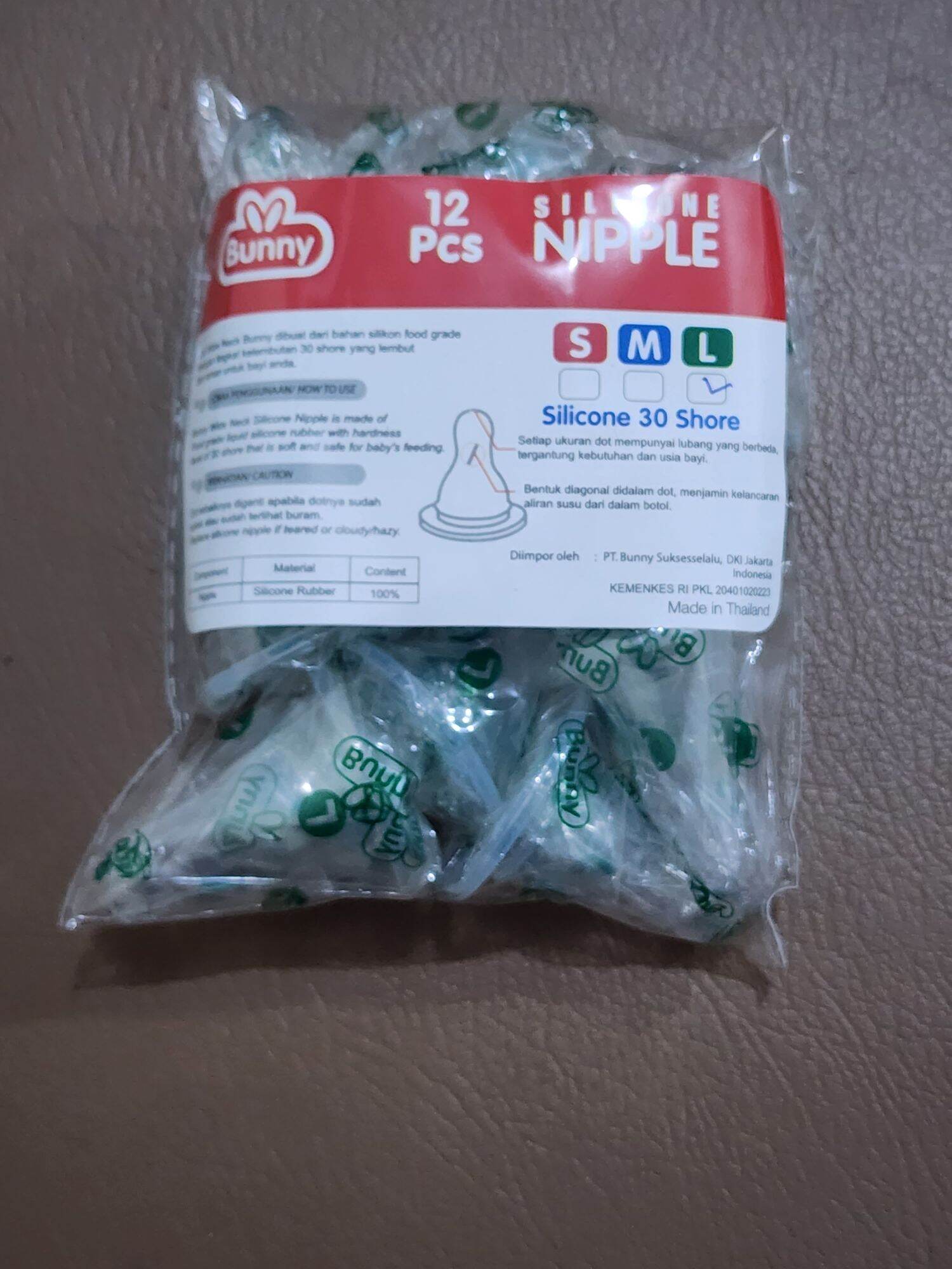 külotsiz taytlarda yubka ostida