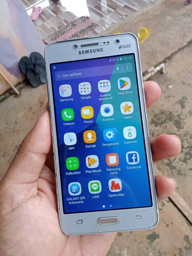 Samsung J2 Prem sinyal 4g ram 1/8gb second murah android normal terjamin siap pakai COD Harga 168,000 rupiah*Gratis Ongkir