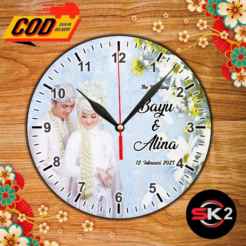 JAM DINDING CUSTOM FOTO UNIK HADIAH ULANG TAHUN PERNIKAHAN DAN WISUDA.