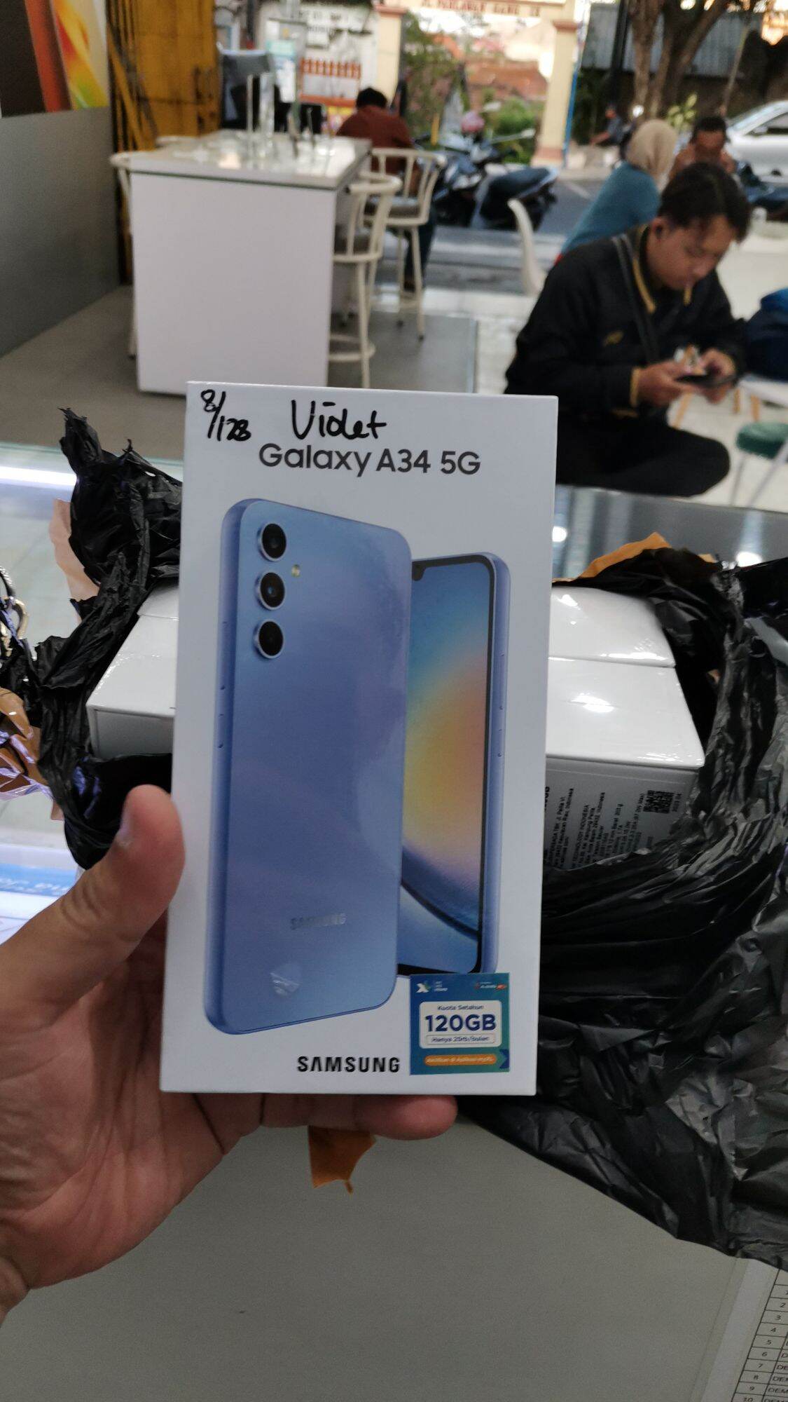 a34 5g ram 8 Harga  2,100,000 Ringgit*Penghantaran Percuma
