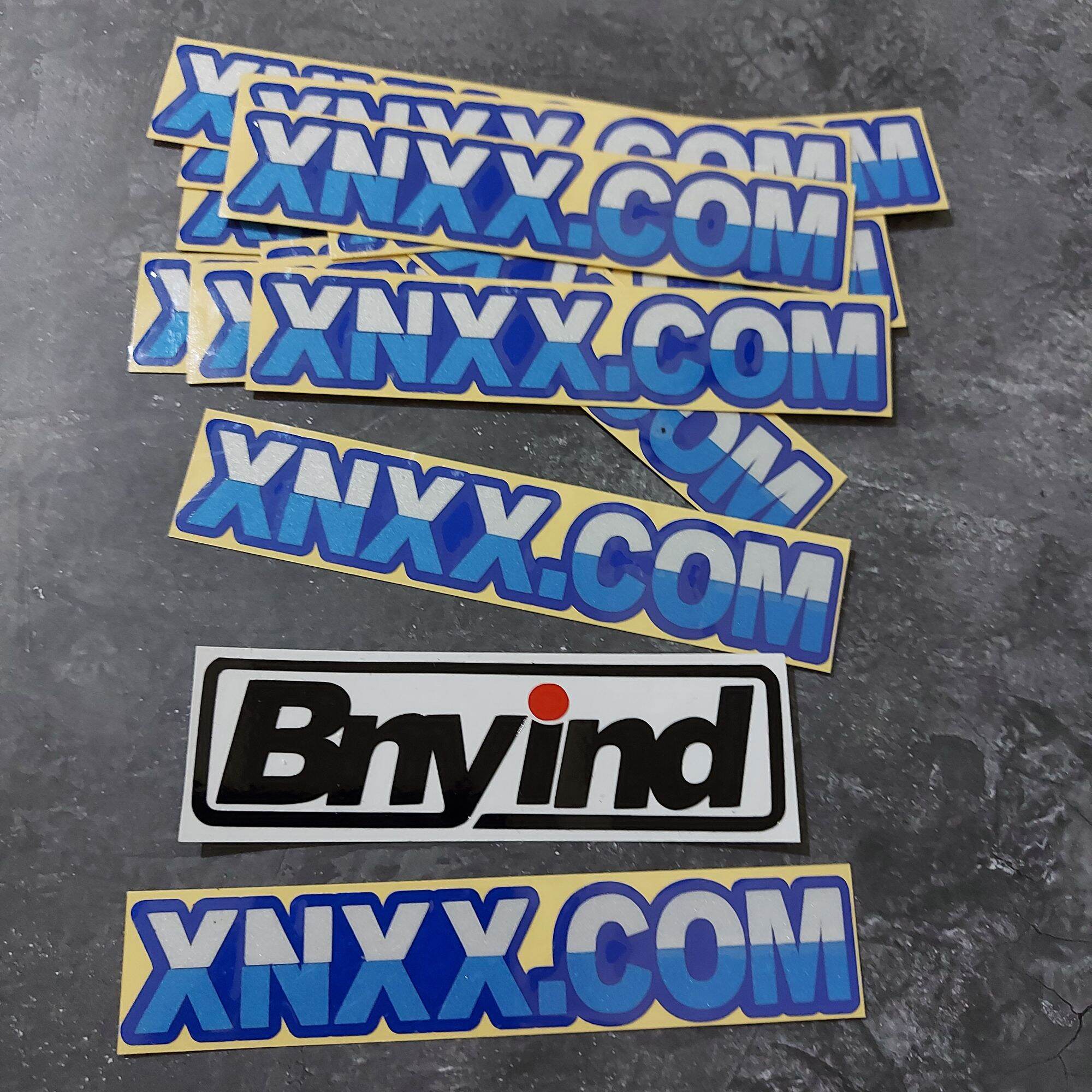 STICKER XNXX.COM CUTTING | Lazada Indonesia