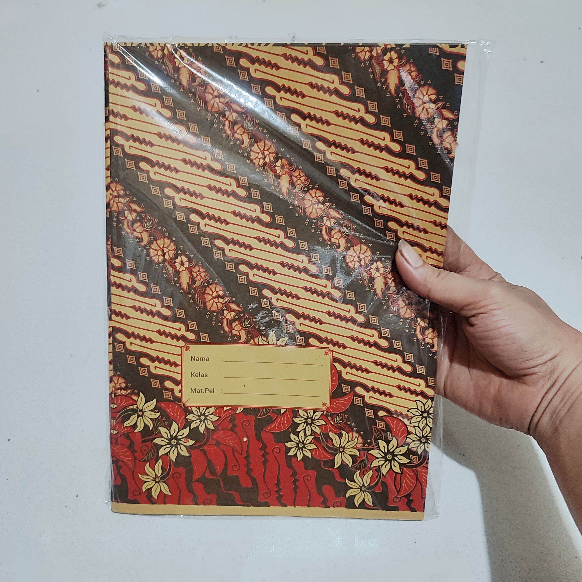 1 Pak Sampul Buku Batik CAMPUS BESAR Isi 20 Lembar
